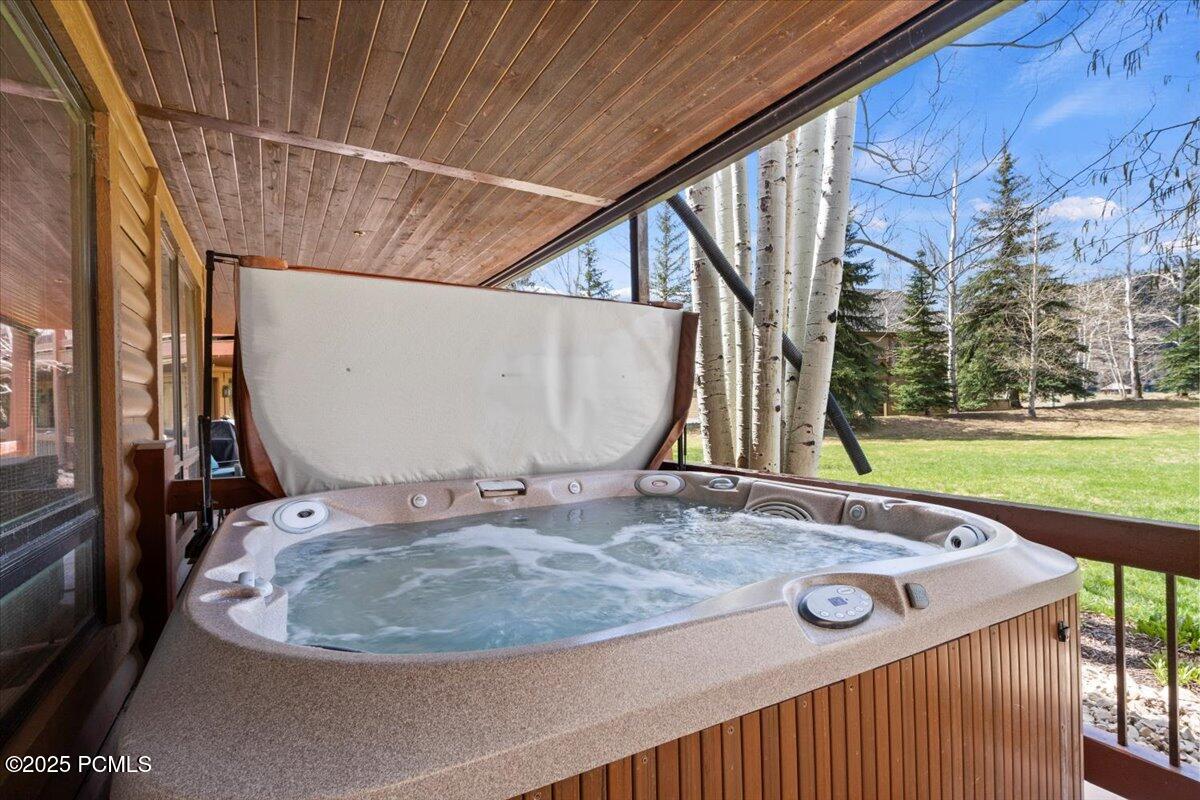 2305 Queen Esther Drive #201, Park City, Utah image 26