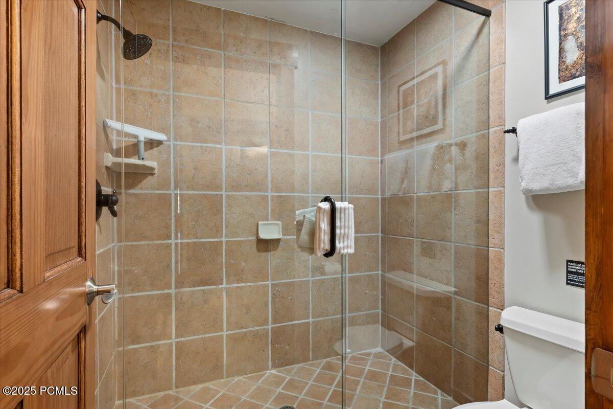 2305 Queen Esther Drive #201, Park City, Utah image 17