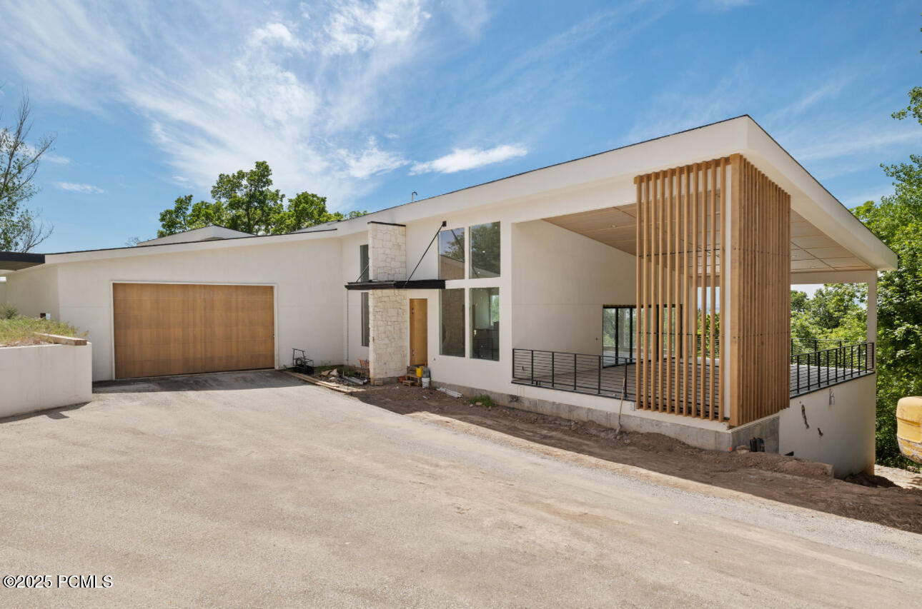 Salt Lake City, Utah 84108, United States, 5 Bedrooms Bedrooms, ,7 BathroomsBathrooms,Residential,Active,193829