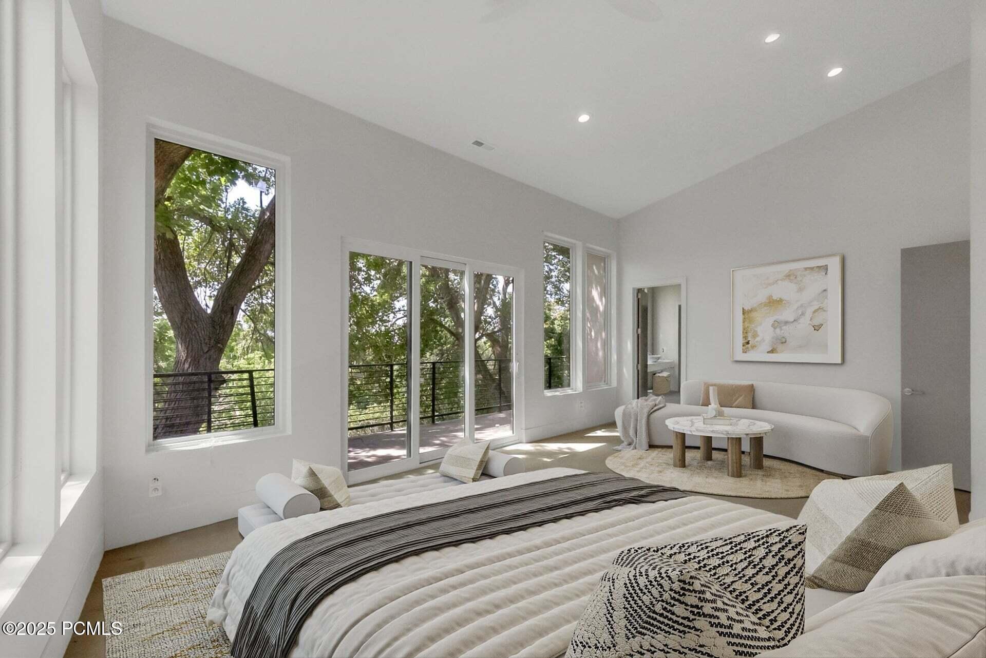 Salt Lake City, Utah 84108, United States, 5 Bedrooms Bedrooms, ,7 BathroomsBathrooms,Residential,Active,193829