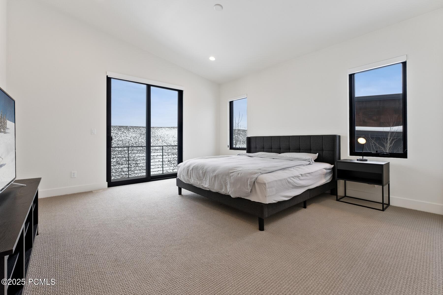 Park City, Utah 84098, United States, 3 Bedrooms Bedrooms, ,4 BathroomsBathrooms,Residential,Active,13582