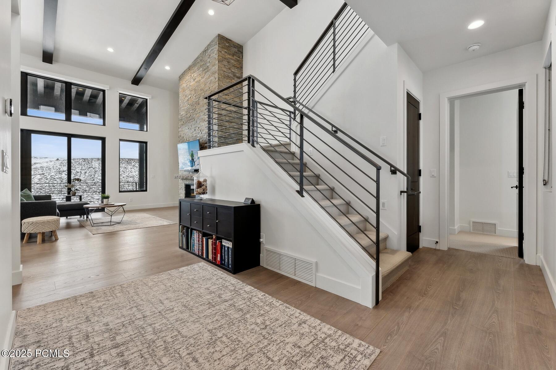 Park City, Utah 84098, United States, 3 Bedrooms Bedrooms, ,4 BathroomsBathrooms,Residential,Active,13582