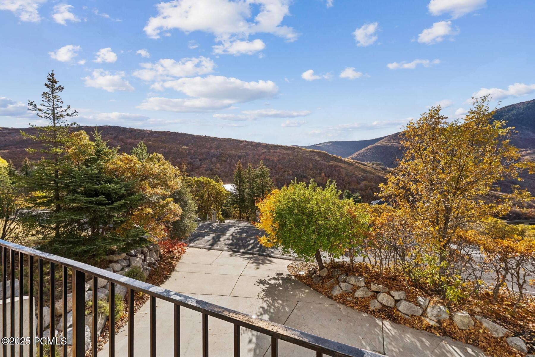 Salt Lake City, Utah 84108, United States, 5 Bedrooms Bedrooms, ,5 BathroomsBathrooms,Residential,Active,230910