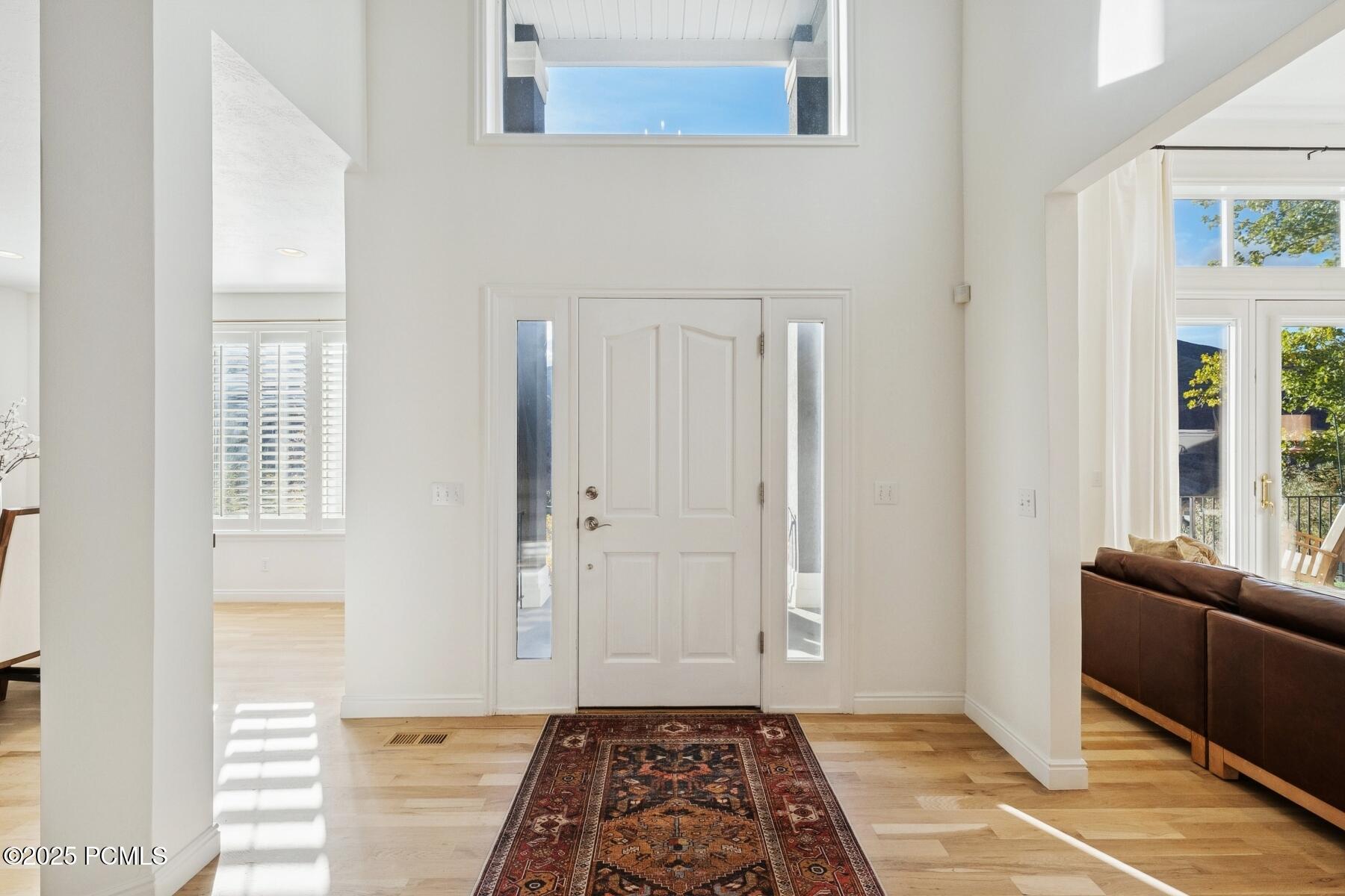 Salt Lake City, Utah 84108, United States, 5 Bedrooms Bedrooms, ,5 BathroomsBathrooms,Residential,Active,230910