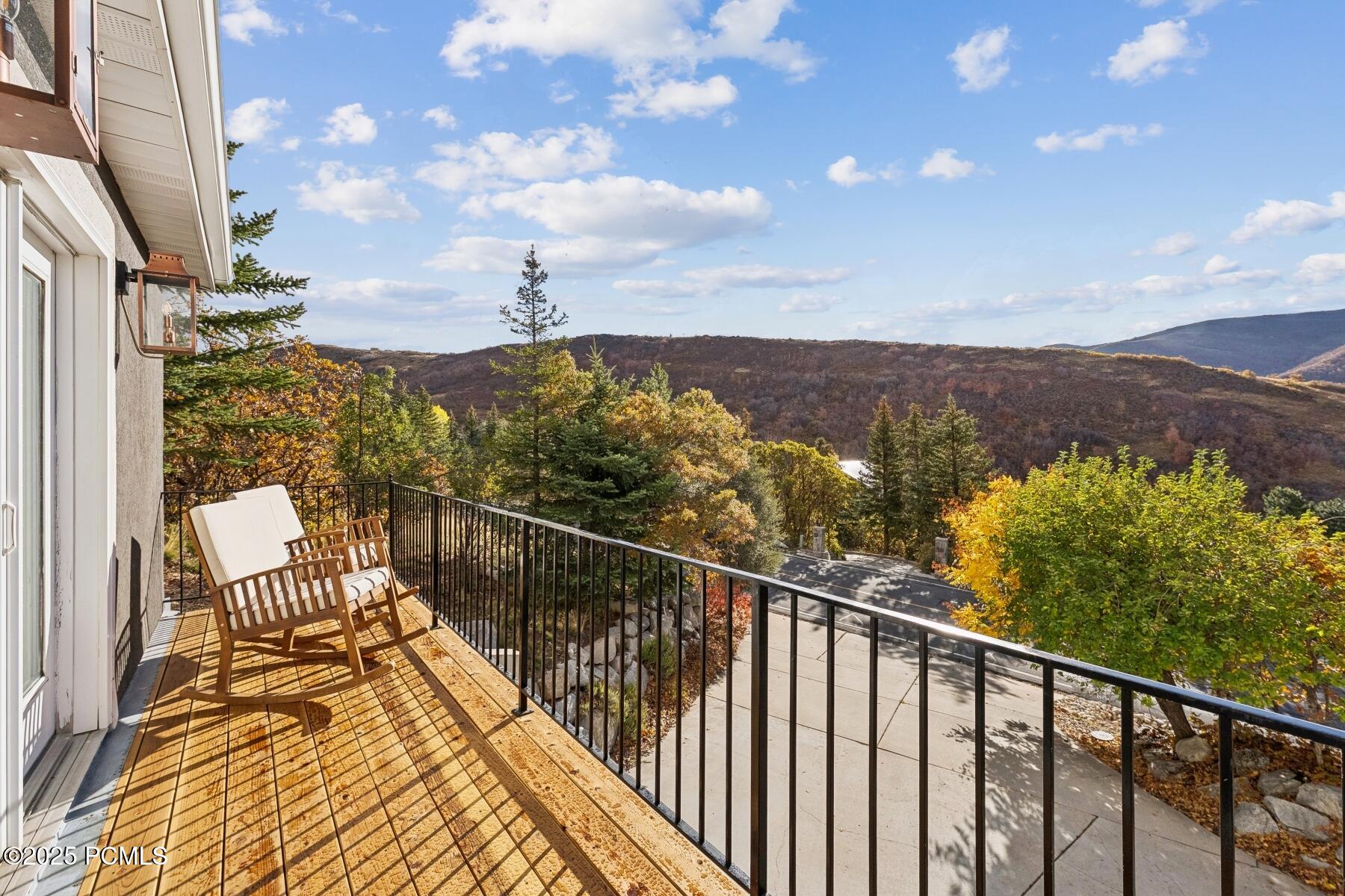 Salt Lake City, Utah 84108, United States, 5 Bedrooms Bedrooms, ,5 BathroomsBathrooms,Residential,Active,230910