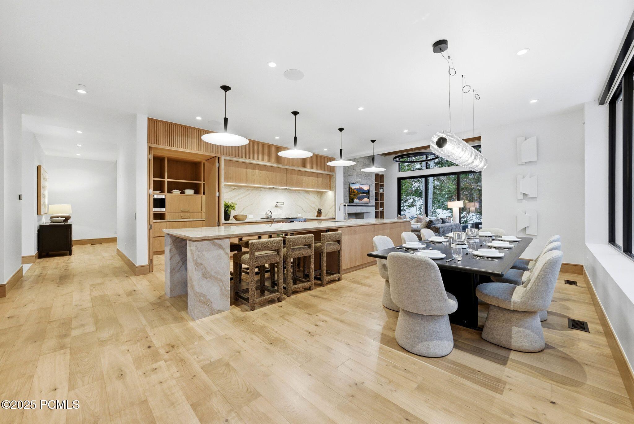 Park City, Utah 84060, United States, 6 Bedrooms Bedrooms, ,8 BathroomsBathrooms,Residential,Active,4161