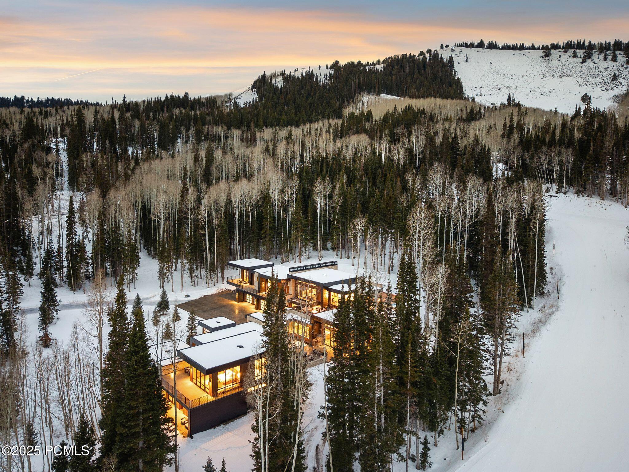 Park City, Utah 84060, United States, 6 Bedrooms Bedrooms, ,8 BathroomsBathrooms,Residential,Active,4161