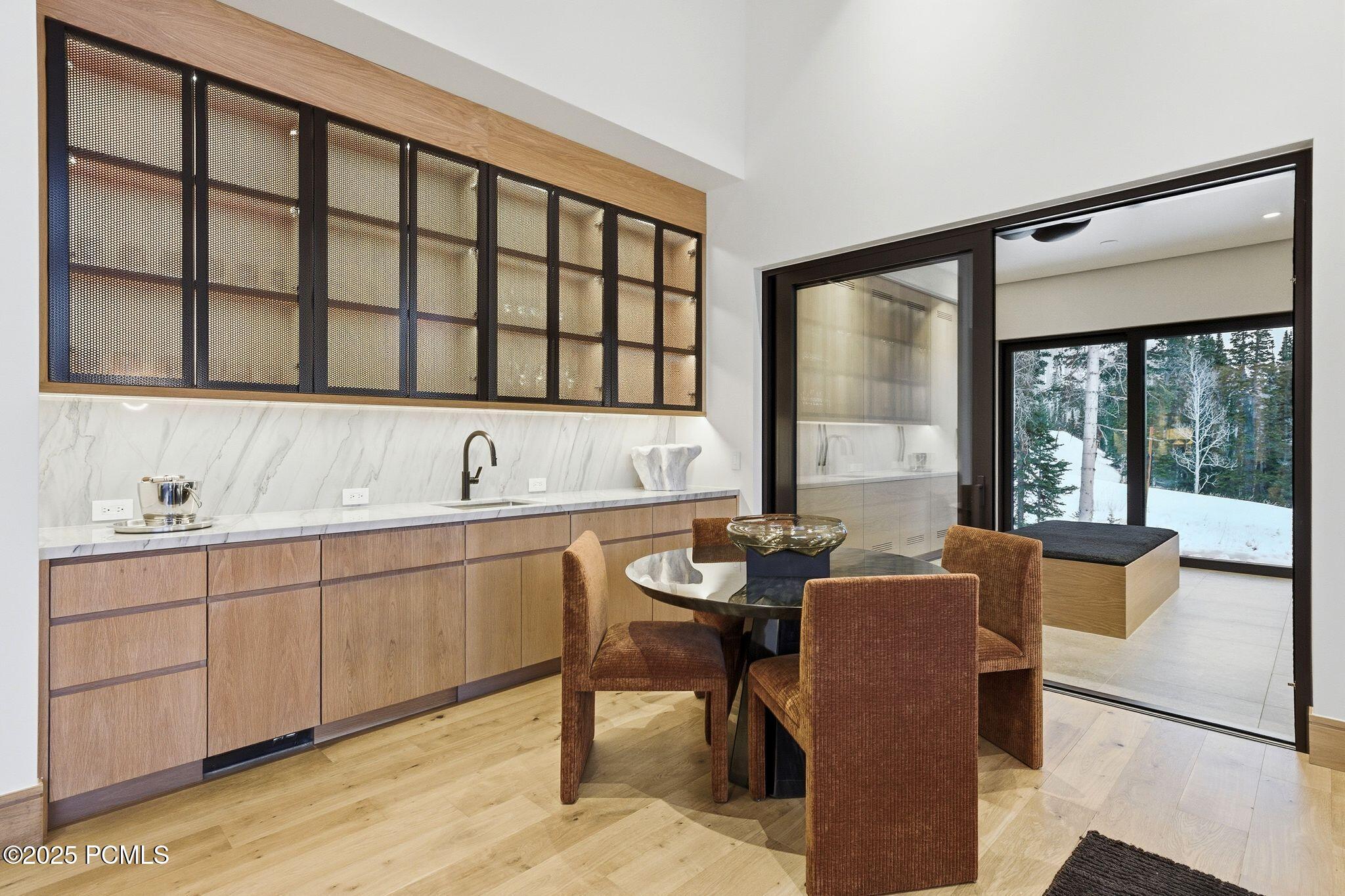 Park City, Utah 84060, United States, 6 Bedrooms Bedrooms, ,8 BathroomsBathrooms,Residential,Active,4161