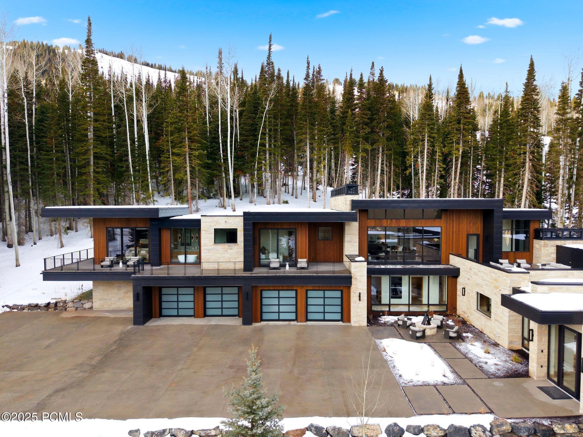 Park City, Utah 84060, United States, 6 Bedrooms Bedrooms, ,8 BathroomsBathrooms,Residential,Active,4161