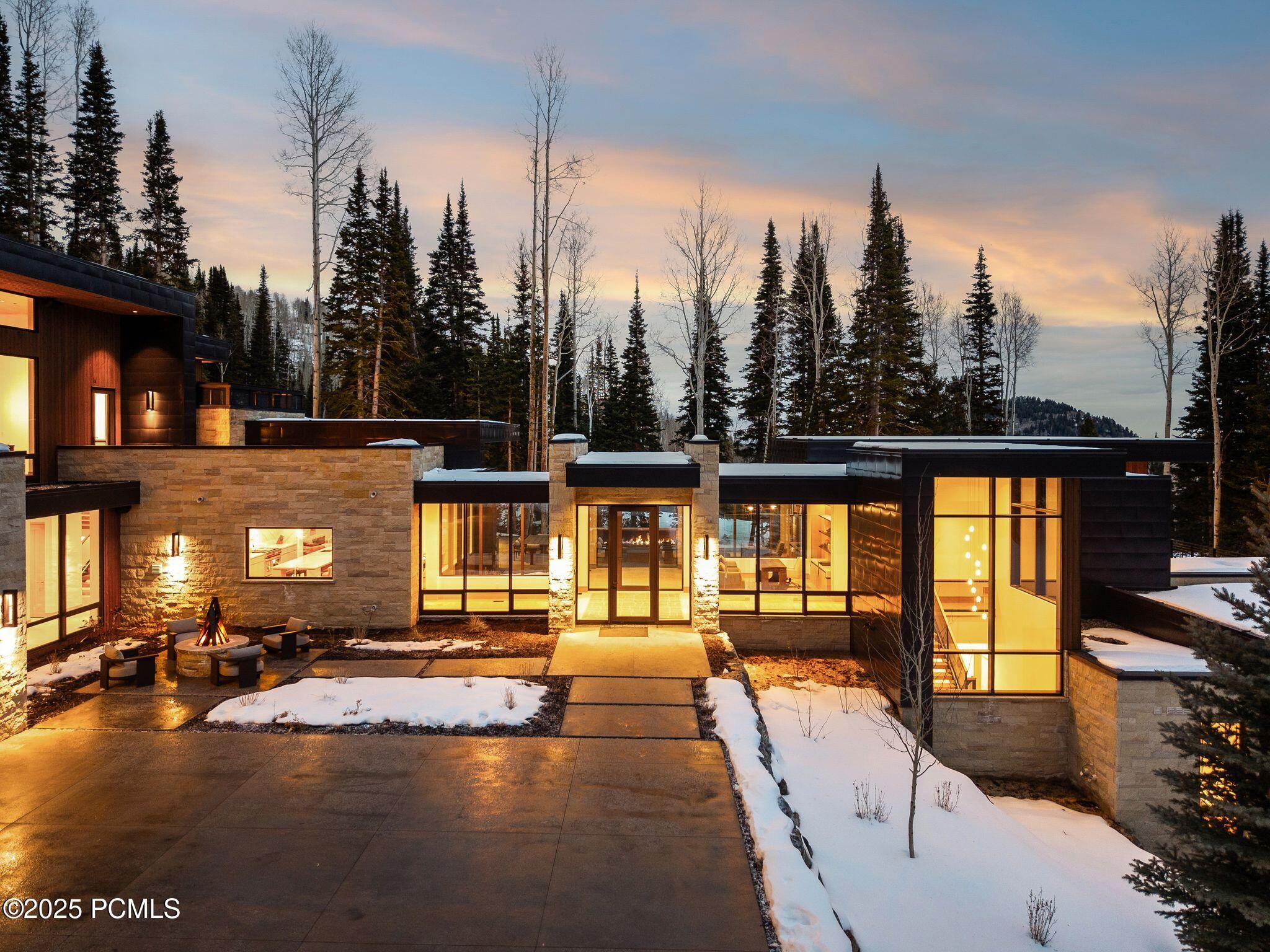 Park City, Utah 84060, United States, 6 Bedrooms Bedrooms, ,8 BathroomsBathrooms,Residential,Active,4161