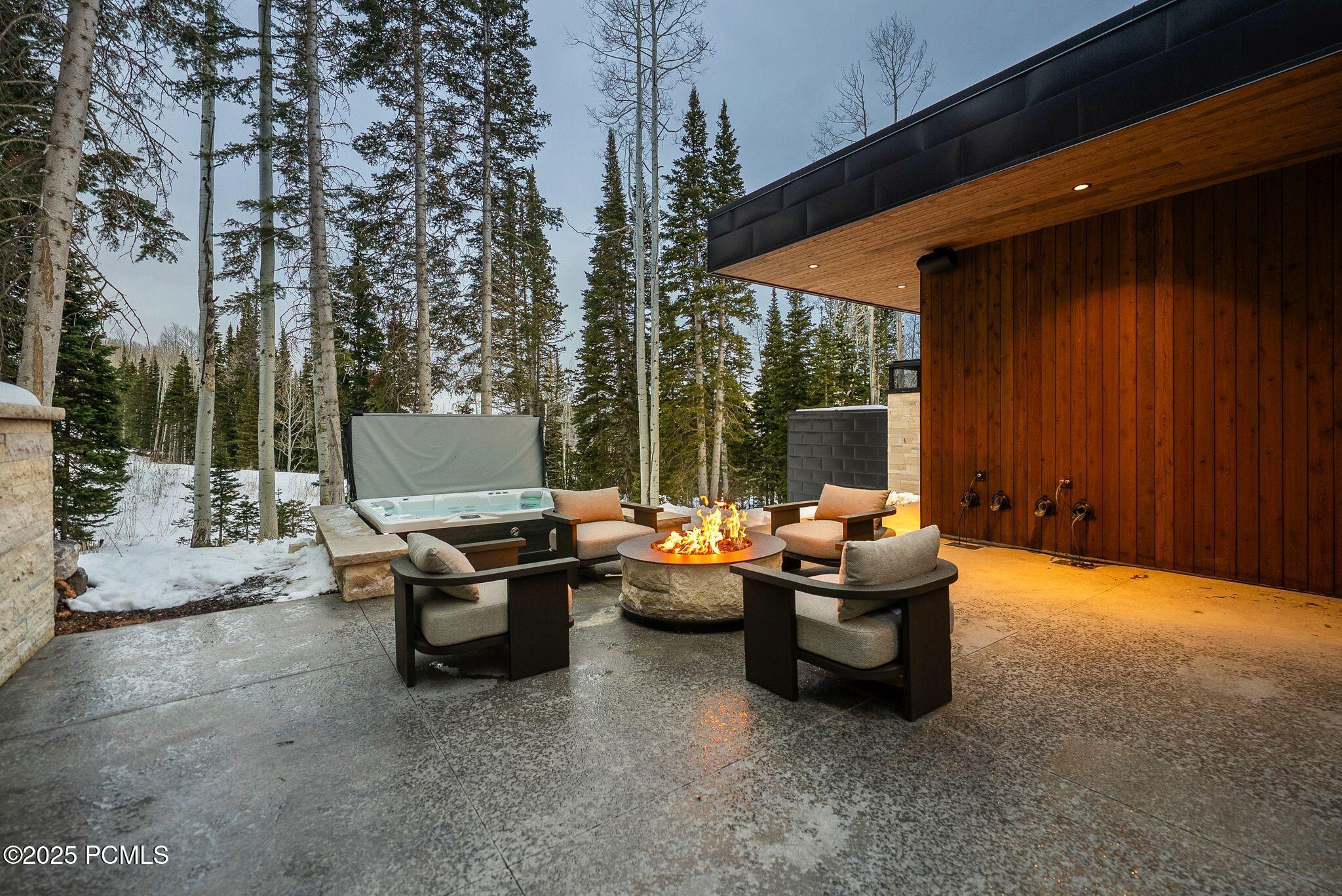 Park City, Utah 84060, United States, 6 Bedrooms Bedrooms, ,8 BathroomsBathrooms,Residential,Active,4161