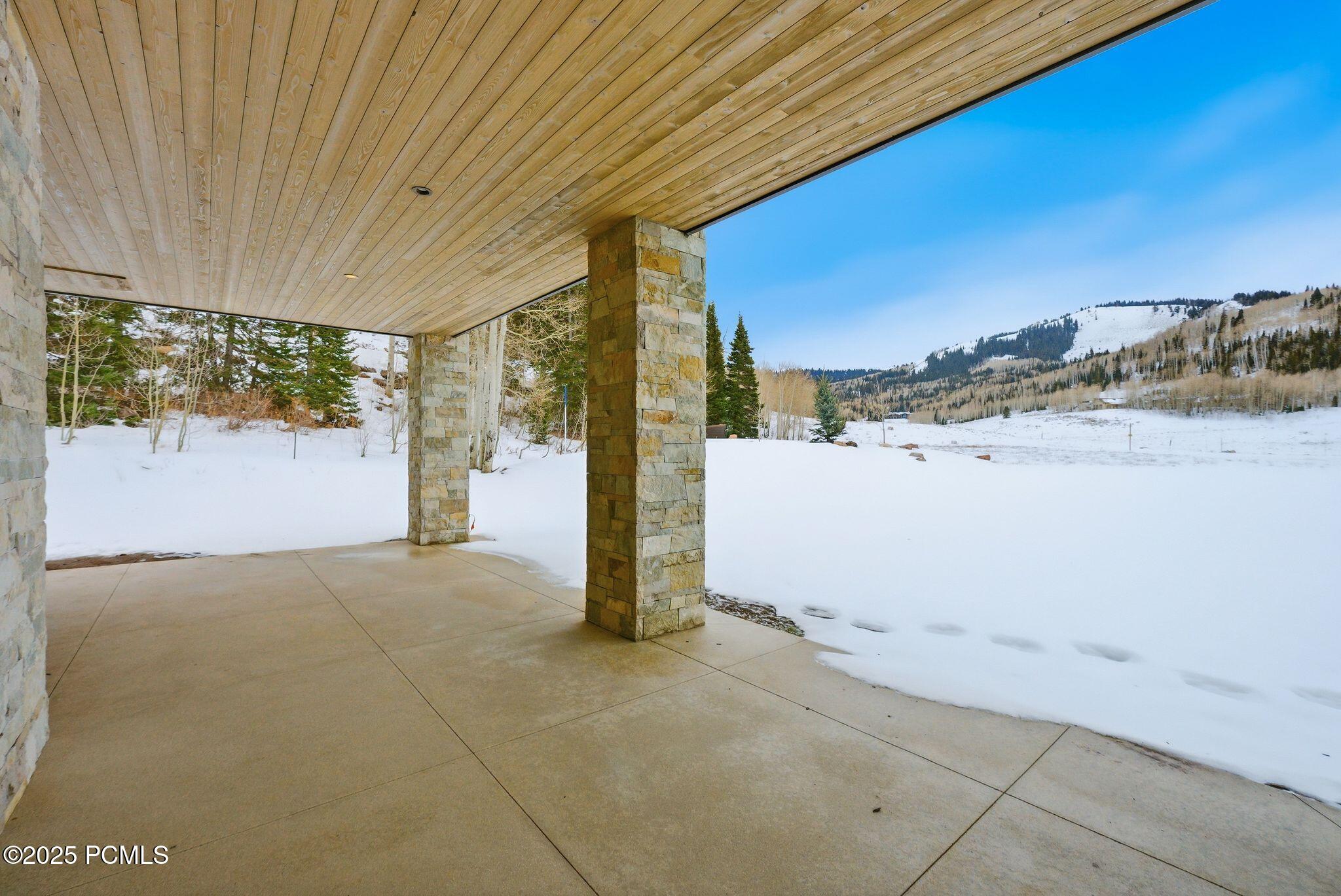 Park City, Utah 84060, United States, 7 Bedrooms Bedrooms, ,10 BathroomsBathrooms,Residential,Active,215832