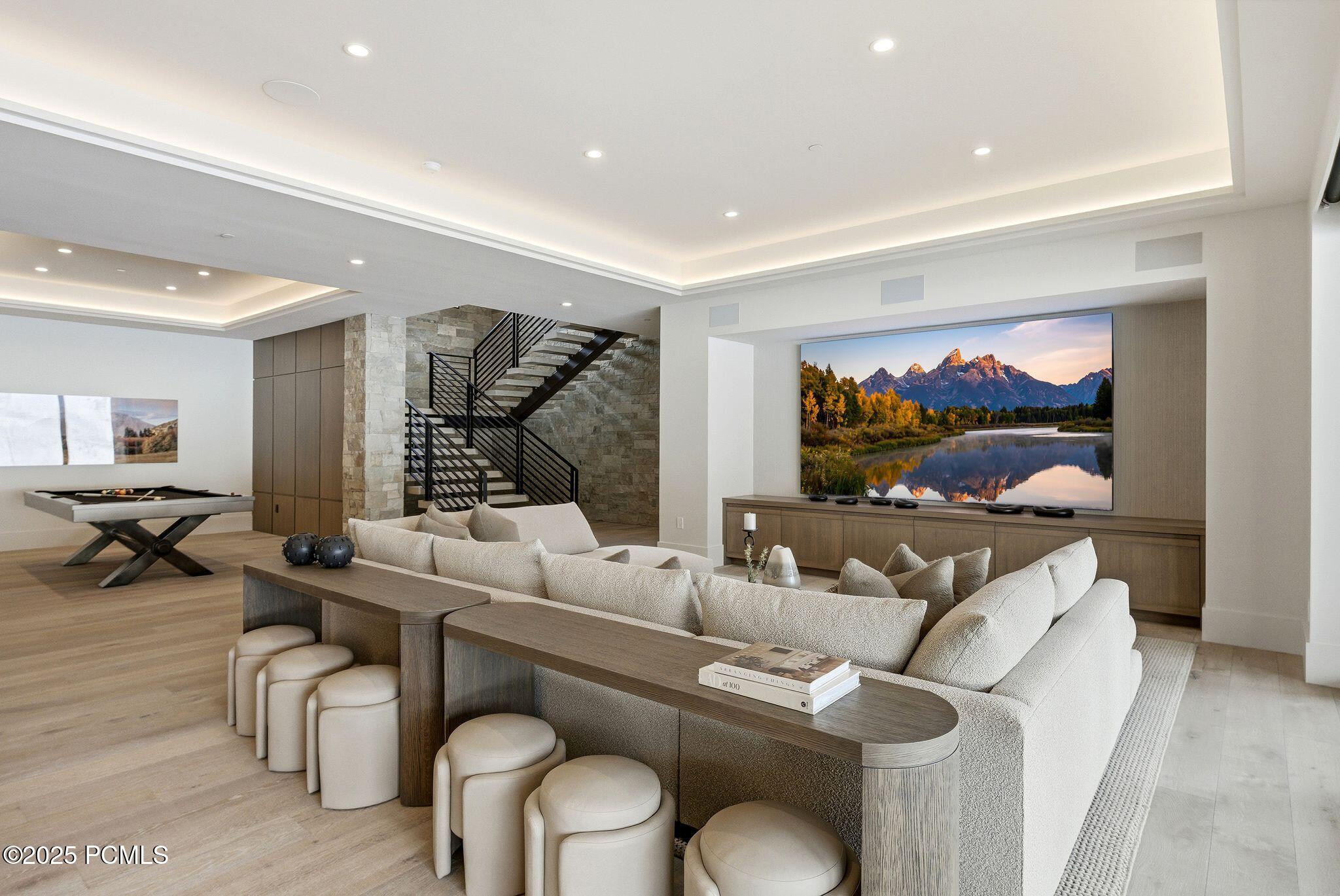 Park City, Utah 84060, United States, 7 Bedrooms Bedrooms, ,10 BathroomsBathrooms,Residential,Active,215832