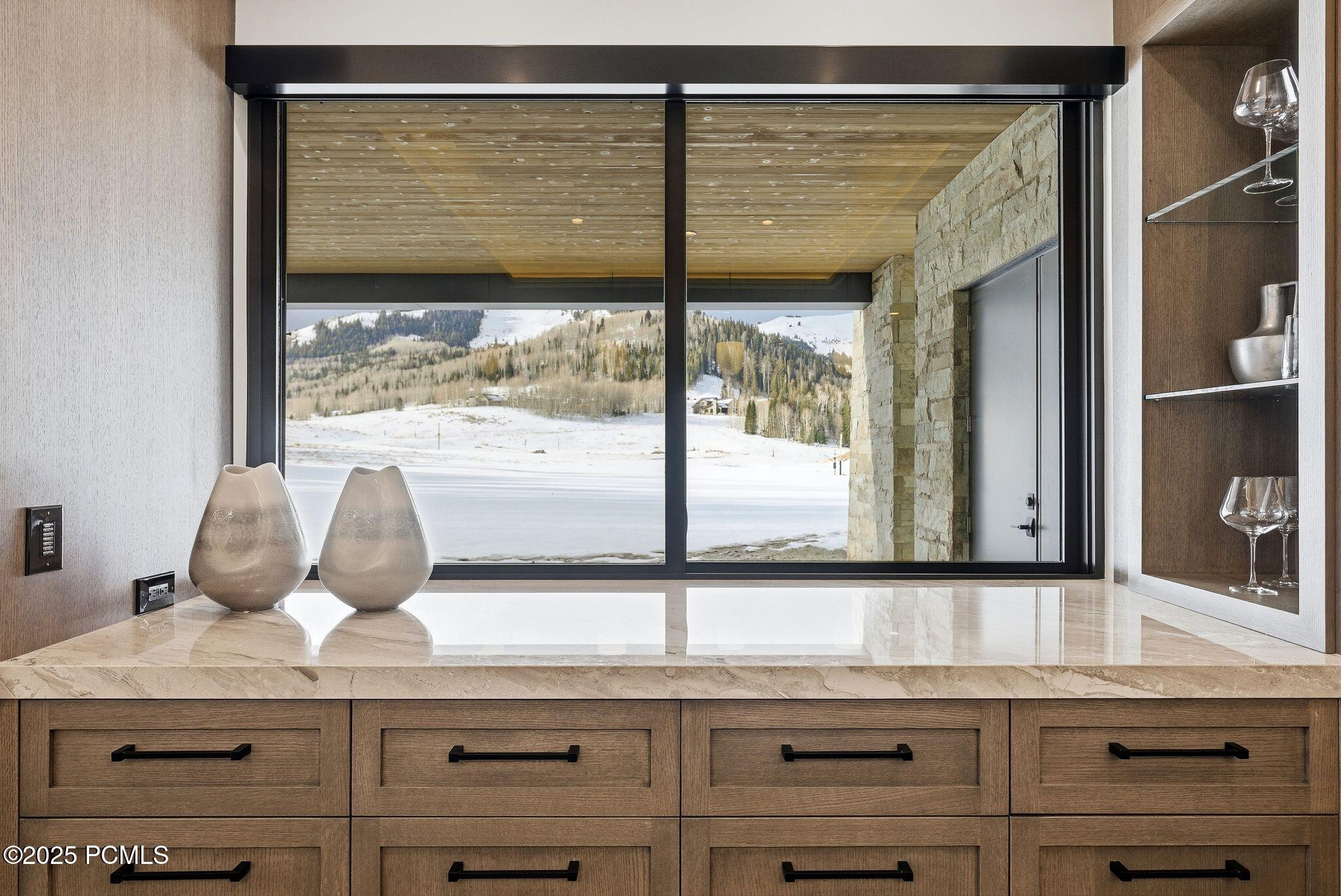 Park City, Utah 84060, United States, 7 Bedrooms Bedrooms, ,10 BathroomsBathrooms,Residential,Active,215832