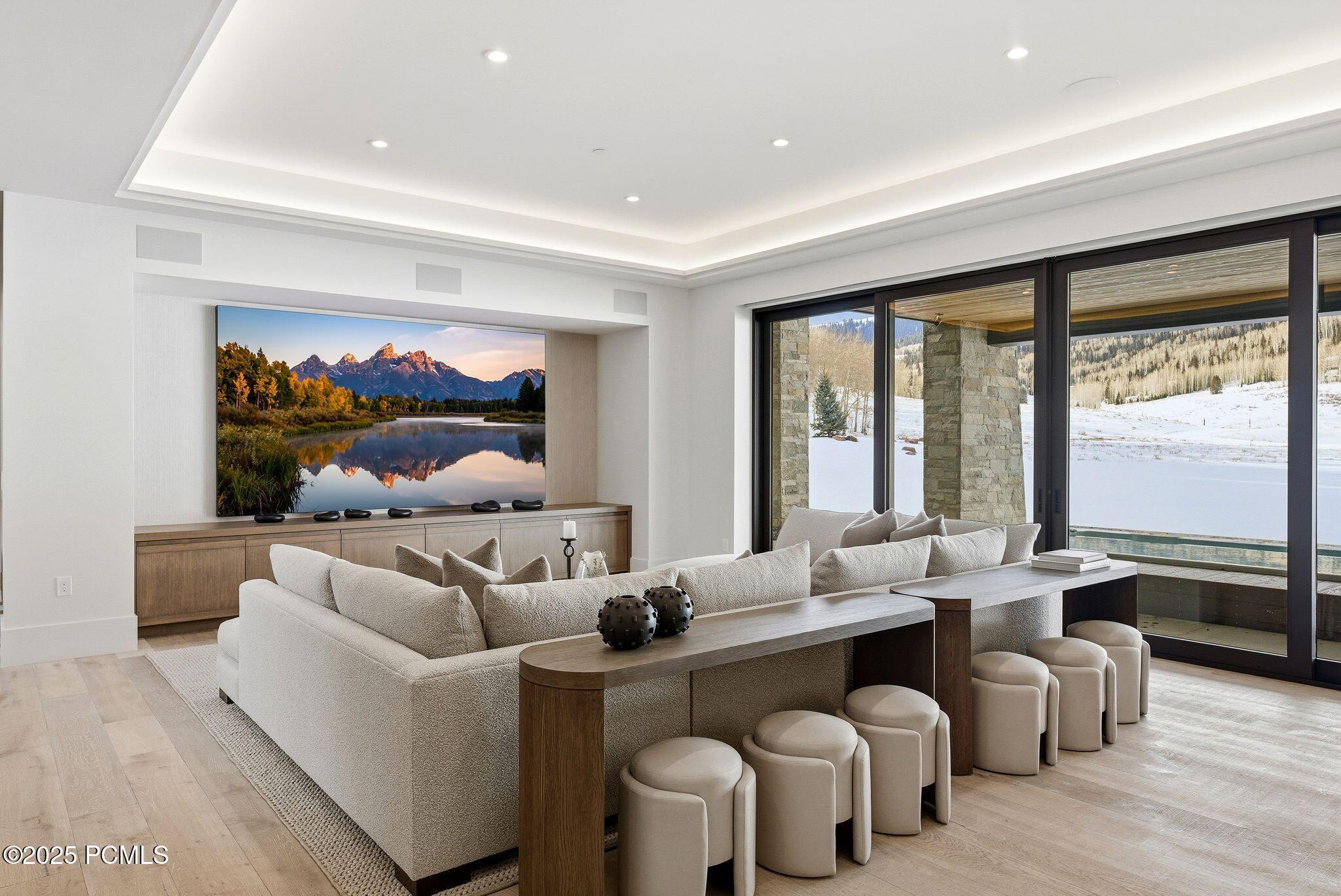 Park City, Utah 84060, United States, 7 Bedrooms Bedrooms, ,10 BathroomsBathrooms,Residential,Active,215832