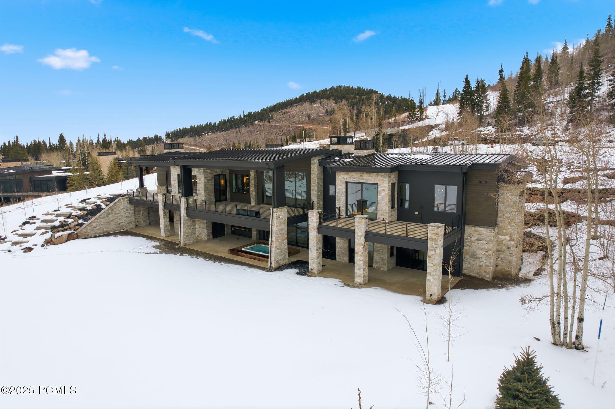 Park City, Utah 84060, United States, 7 Bedrooms Bedrooms, ,10 BathroomsBathrooms,Residential,Active,215832