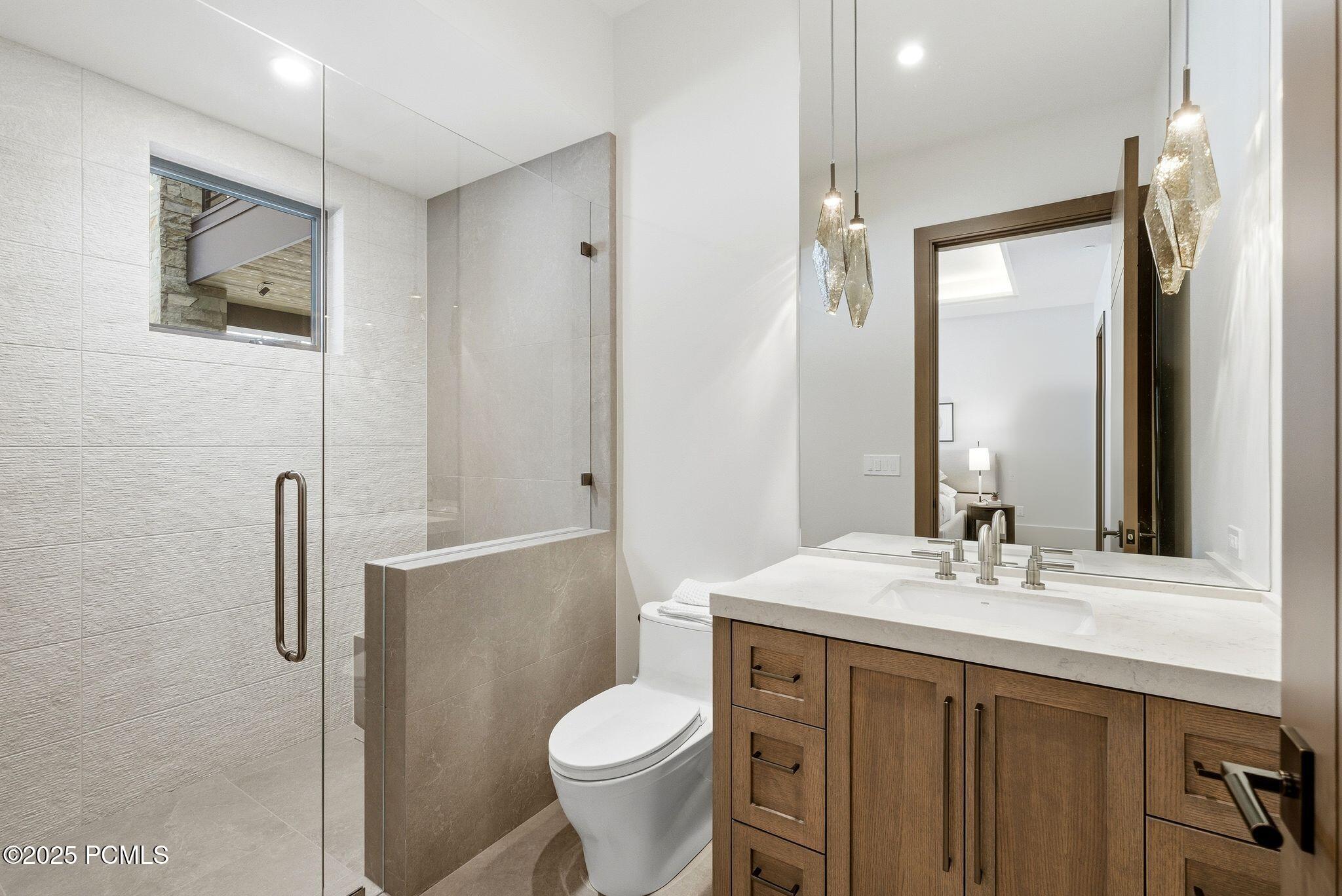 Park City, Utah 84060, United States, 7 Bedrooms Bedrooms, ,10 BathroomsBathrooms,Residential,Active,215832