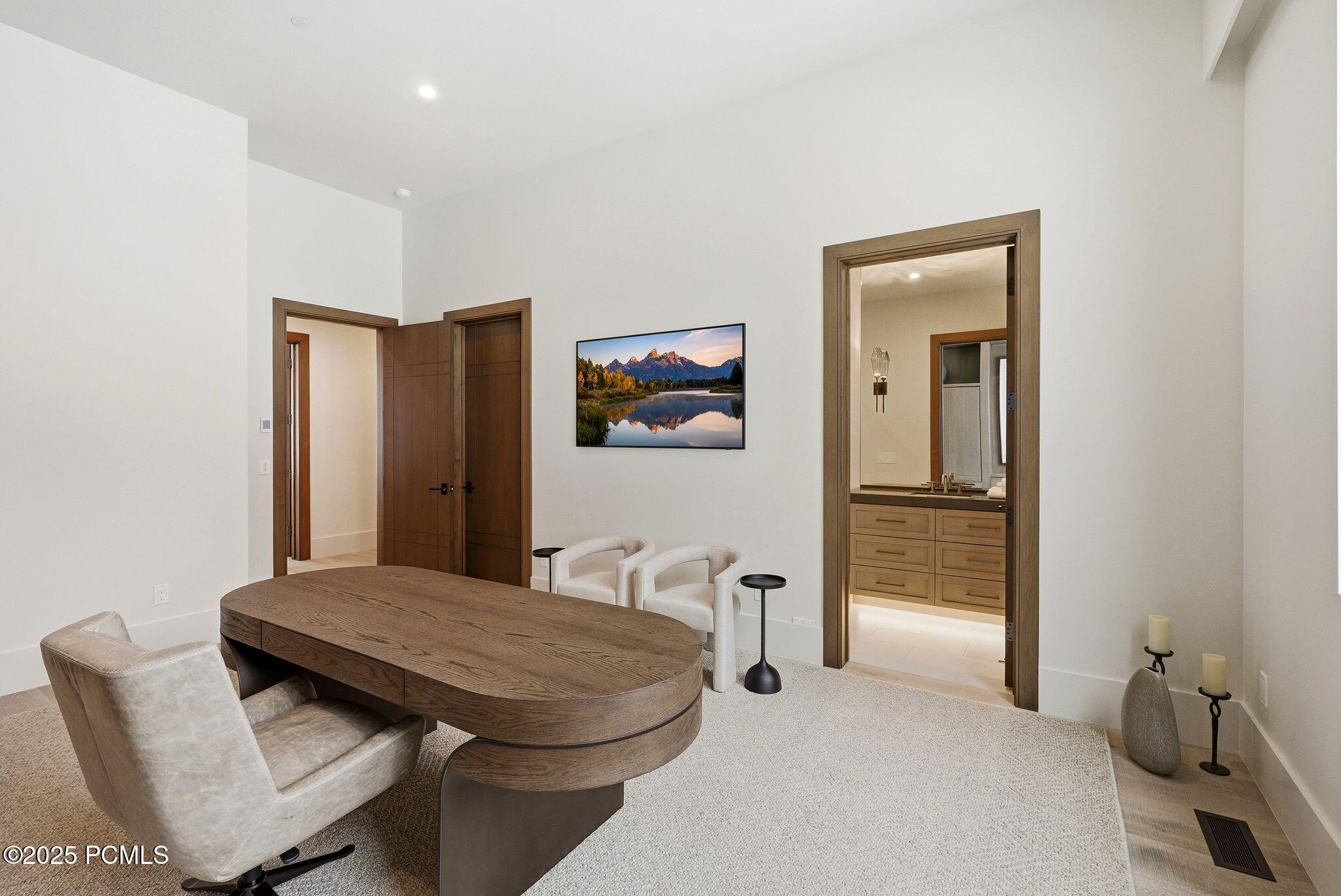 Park City, Utah 84060, United States, 7 Bedrooms Bedrooms, ,10 BathroomsBathrooms,Residential,Active,215832