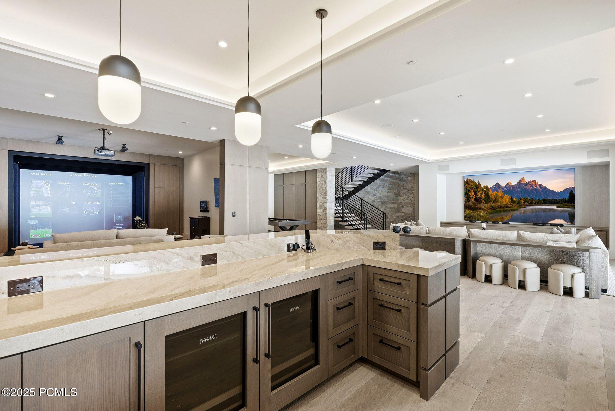 Park City, Utah 84060, United States, 7 Bedrooms Bedrooms, ,10 BathroomsBathrooms,Residential,Active,215832