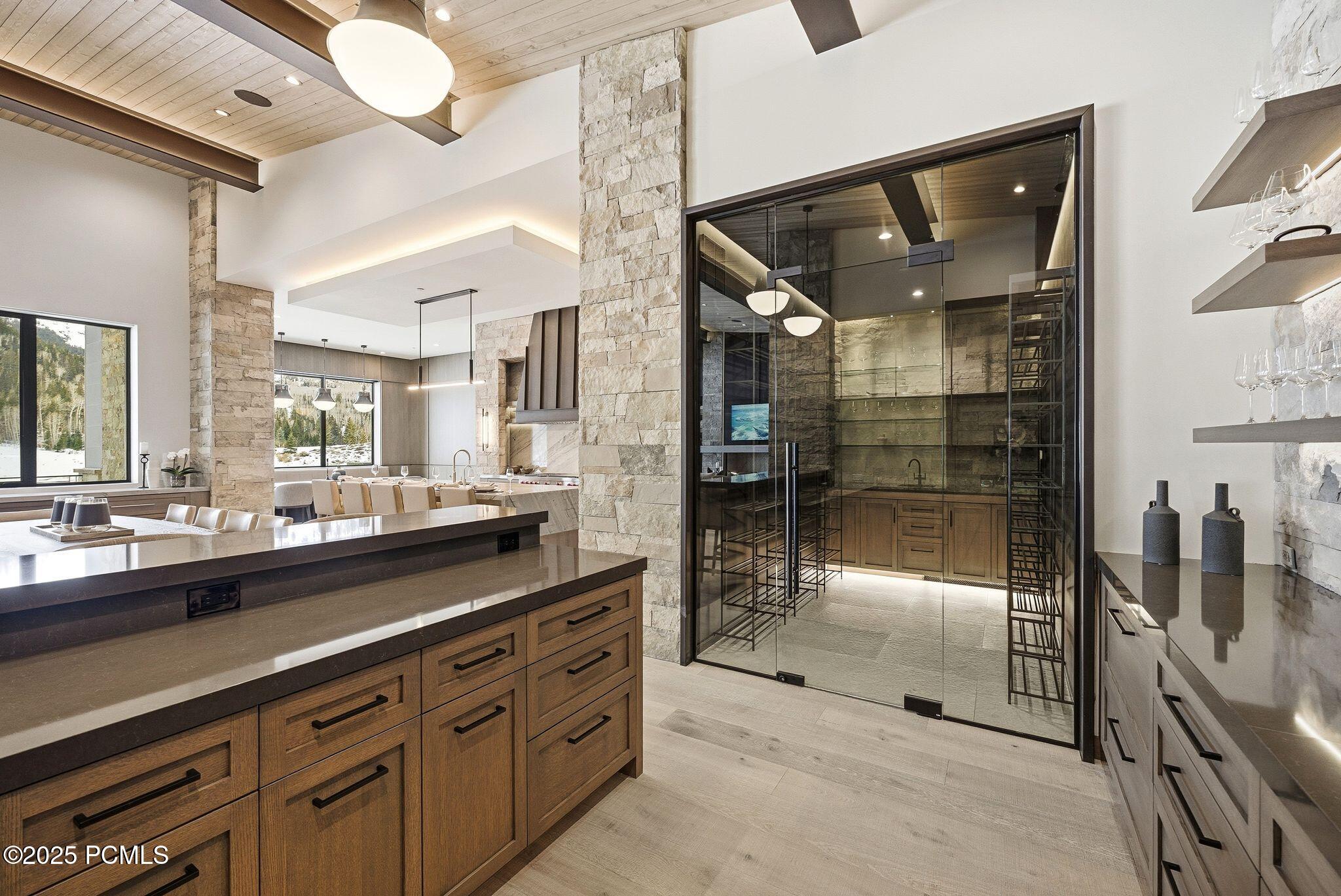 Park City, Utah 84060, United States, 7 Bedrooms Bedrooms, ,10 BathroomsBathrooms,Residential,Active,215832