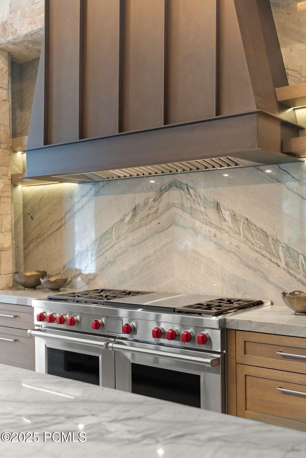 Park City, Utah 84060, United States, 7 Bedrooms Bedrooms, ,10 BathroomsBathrooms,Residential,Active,215832