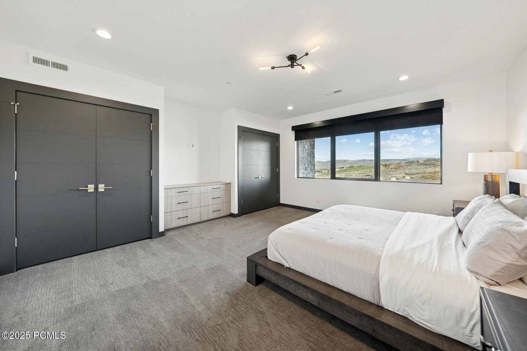 Park City, Utah 84098, United States, 4 Bedrooms Bedrooms, ,5 BathroomsBathrooms,Residential,Active,234472