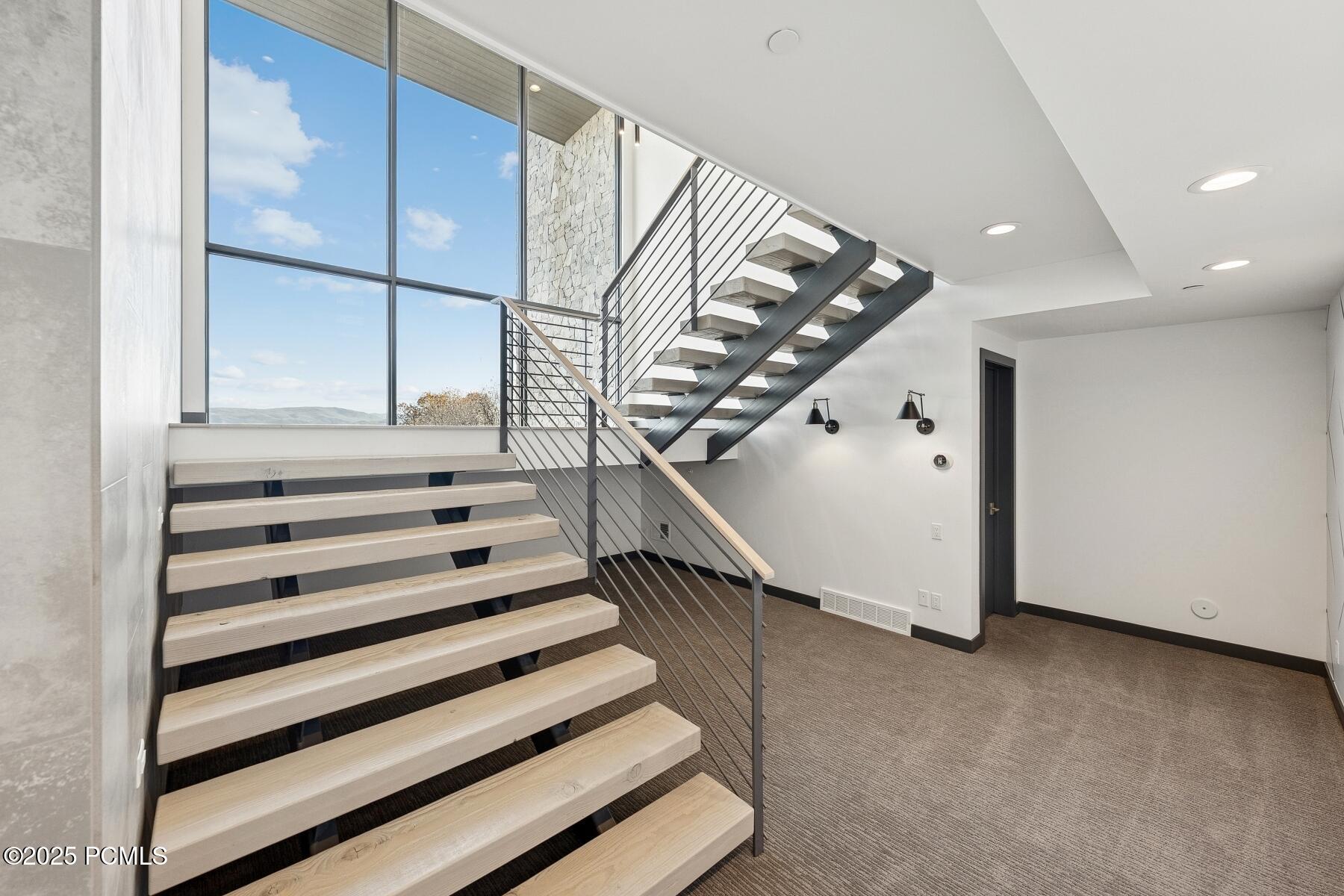 Park City, Utah 84098, United States, 4 Bedrooms Bedrooms, ,5 BathroomsBathrooms,Residential,Active,234472