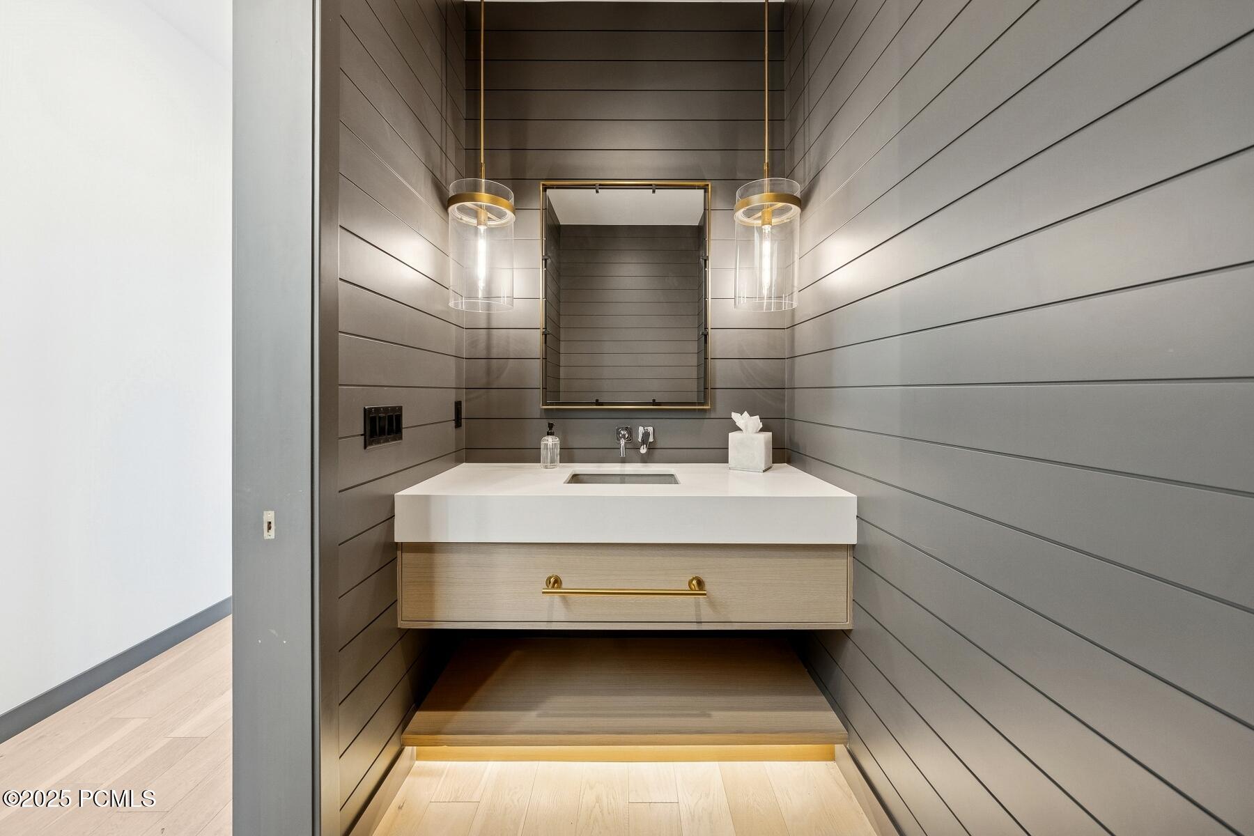 Park City, Utah 84098, United States, 4 Bedrooms Bedrooms, ,5 BathroomsBathrooms,Residential,Active,234472