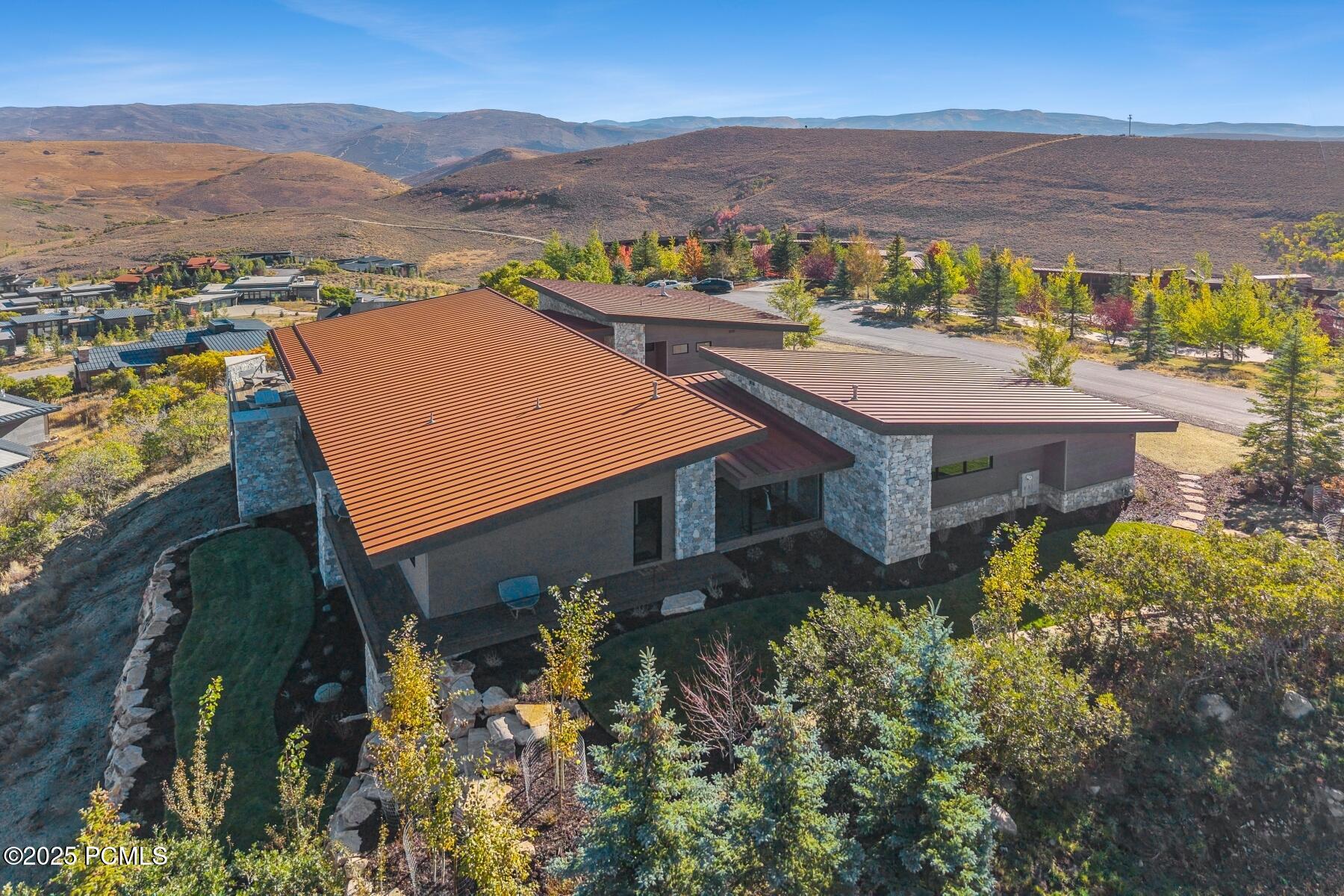 Park City, Utah 84098, United States, 4 Bedrooms Bedrooms, ,5 BathroomsBathrooms,Residential,Active,234472