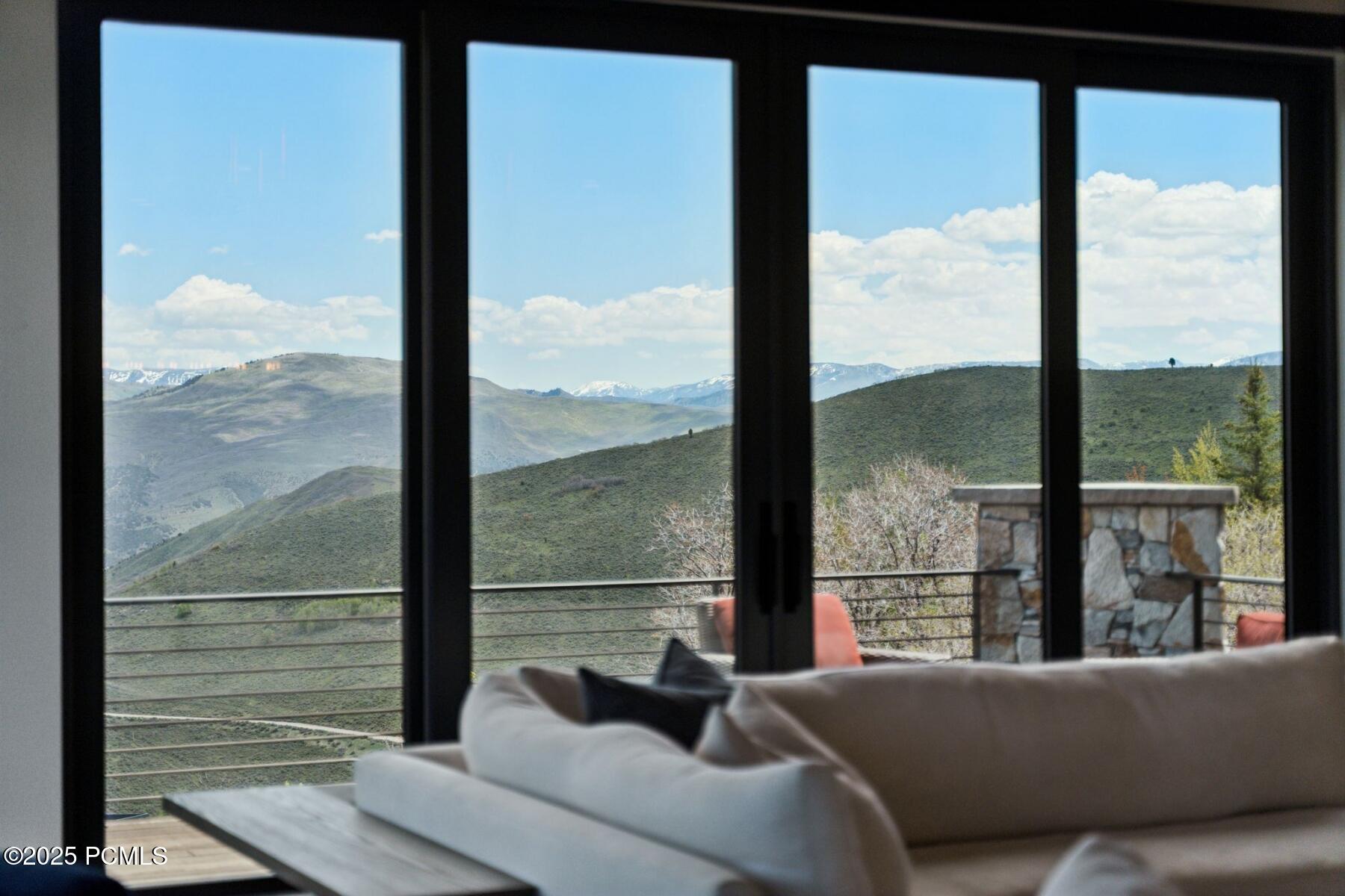 Park City, Utah 84098, United States, 4 Bedrooms Bedrooms, ,5 BathroomsBathrooms,Residential,Active,234472