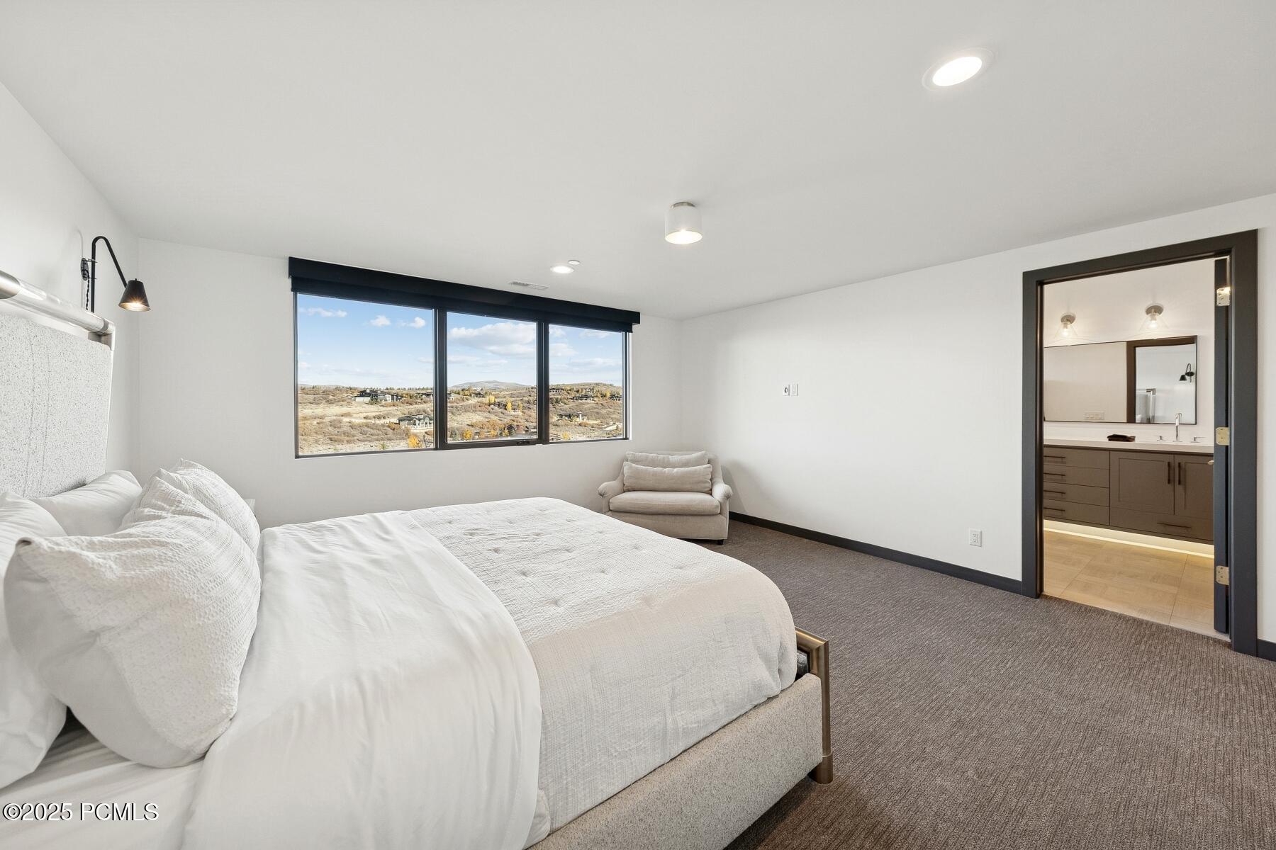 Park City, Utah 84098, United States, 4 Bedrooms Bedrooms, ,5 BathroomsBathrooms,Residential,Active,234472