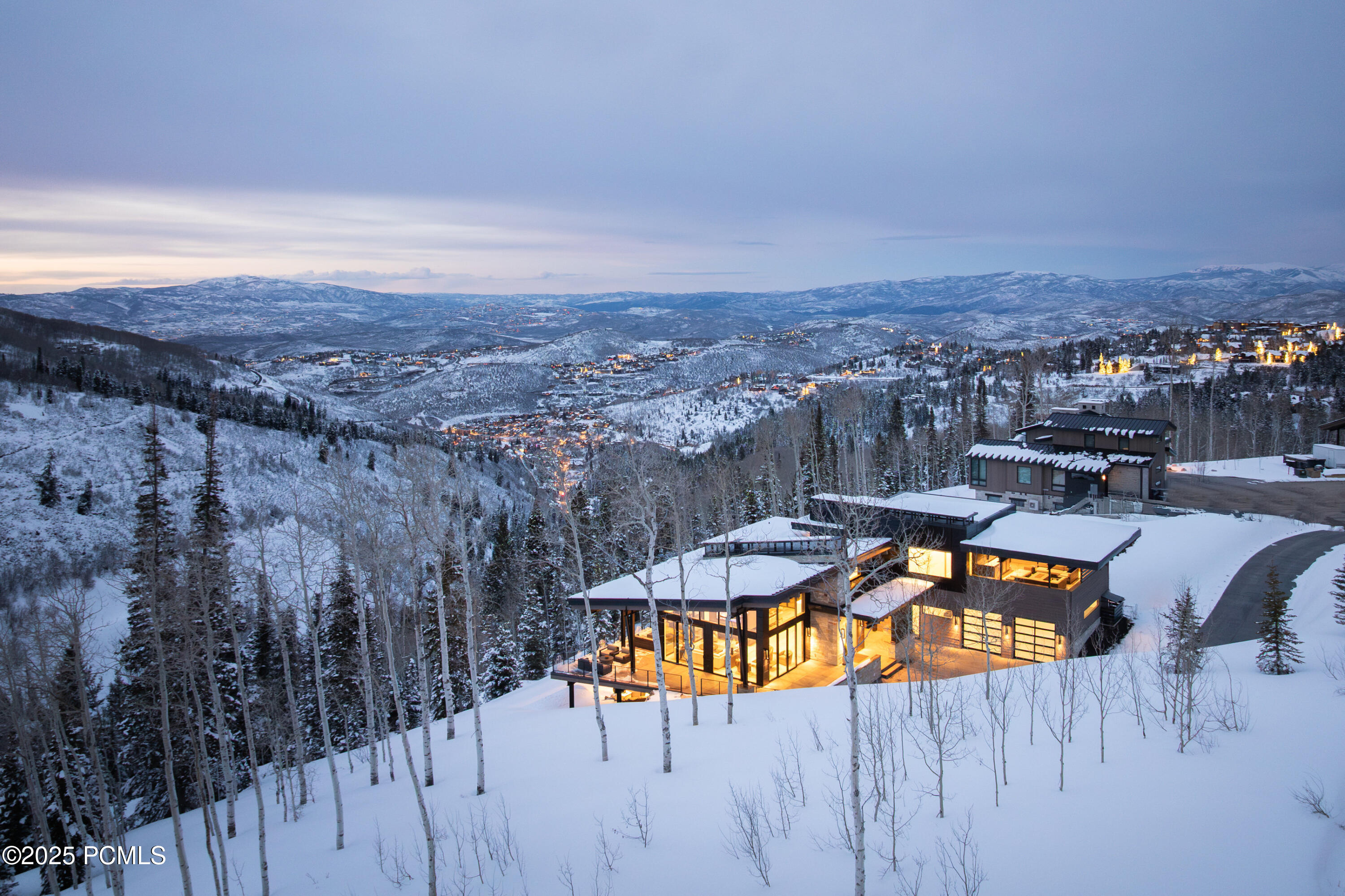 8903 Moonshadow Court, Park City, Utah image 3