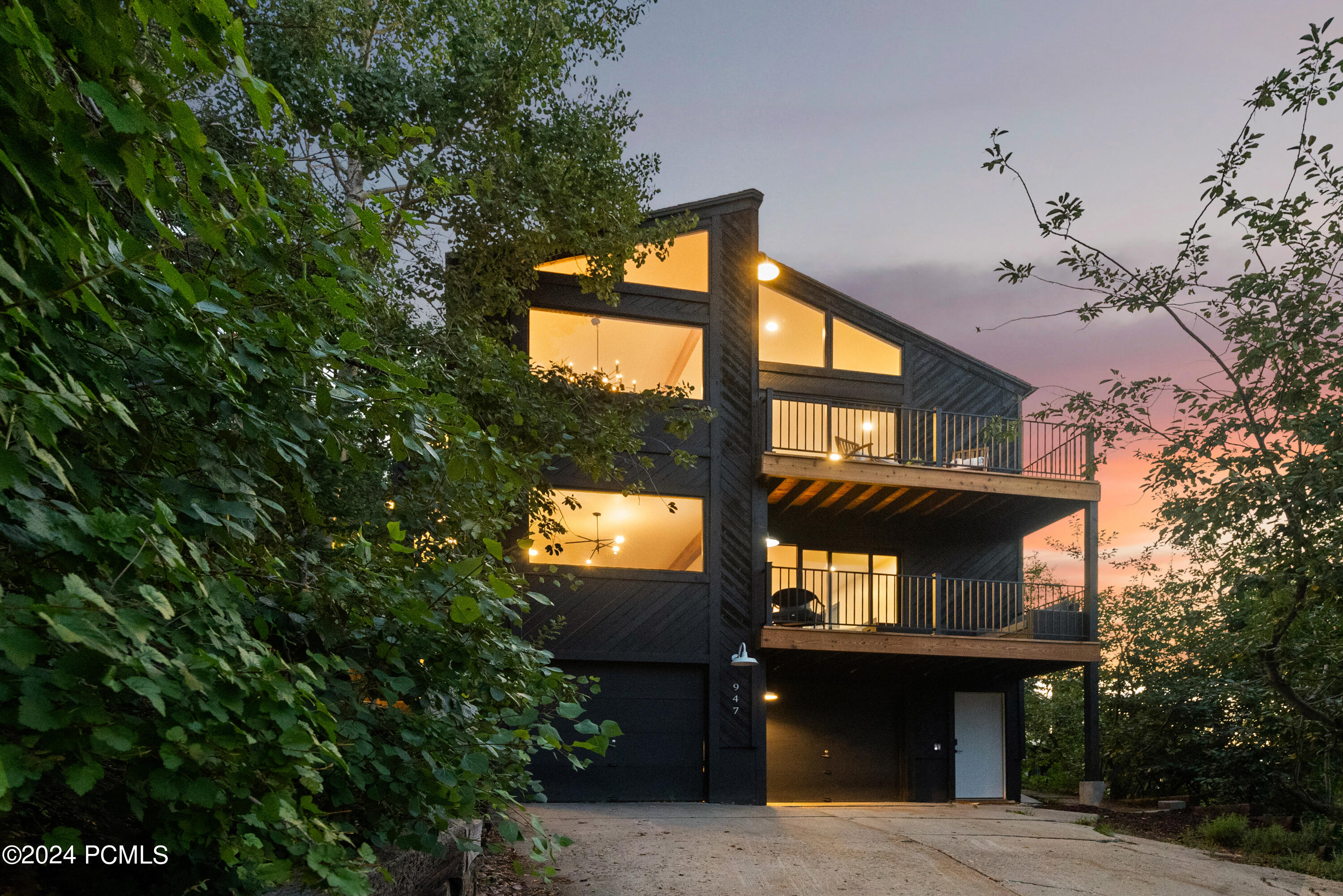 Park City, Utah 84060, United States, 4 Bedrooms Bedrooms, ,4 BathroomsBathrooms,Residential,Active,169174