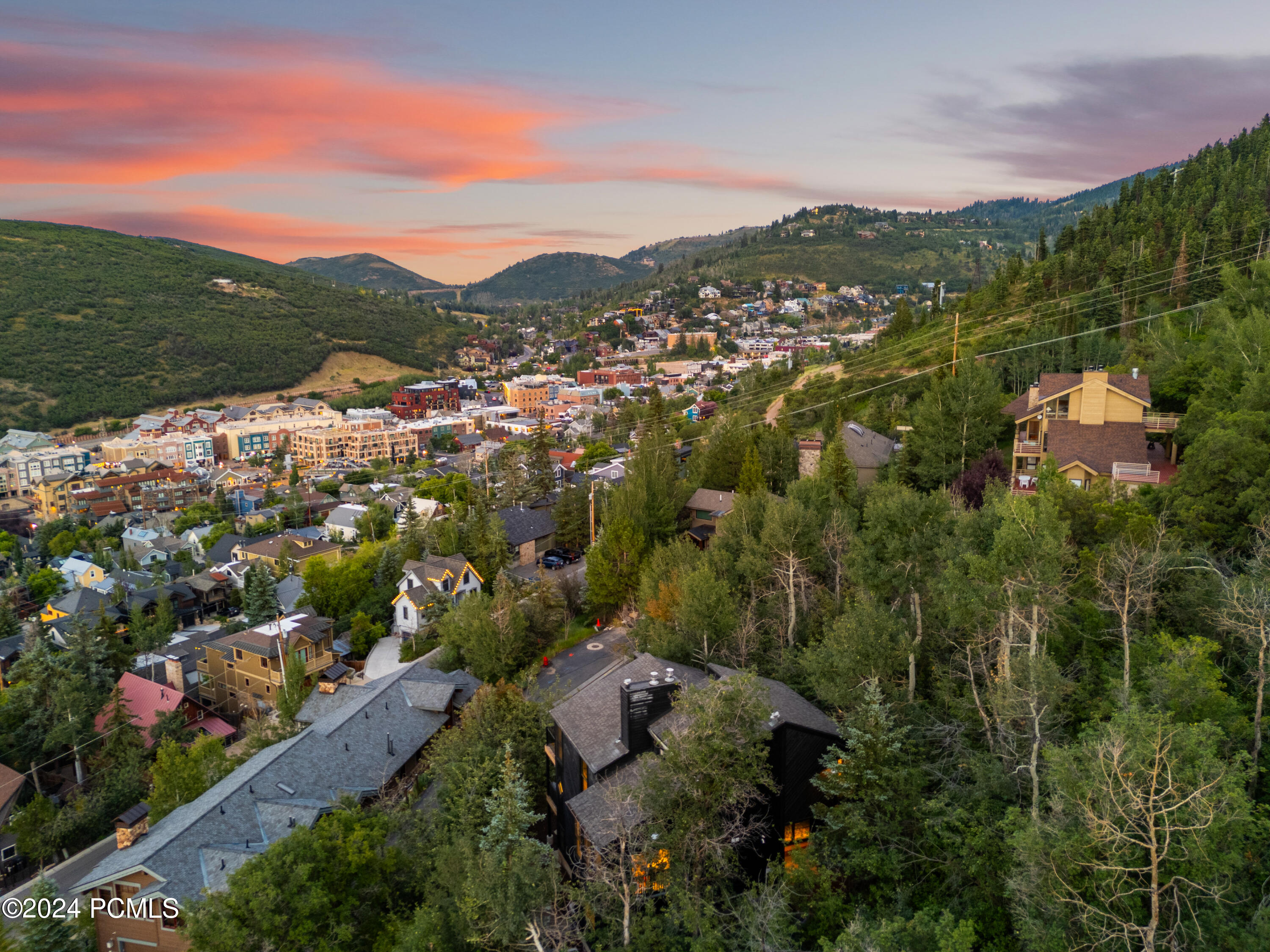 Park City, Utah 84060, United States, 4 Bedrooms Bedrooms, ,4 BathroomsBathrooms,Residential,Active,169174
