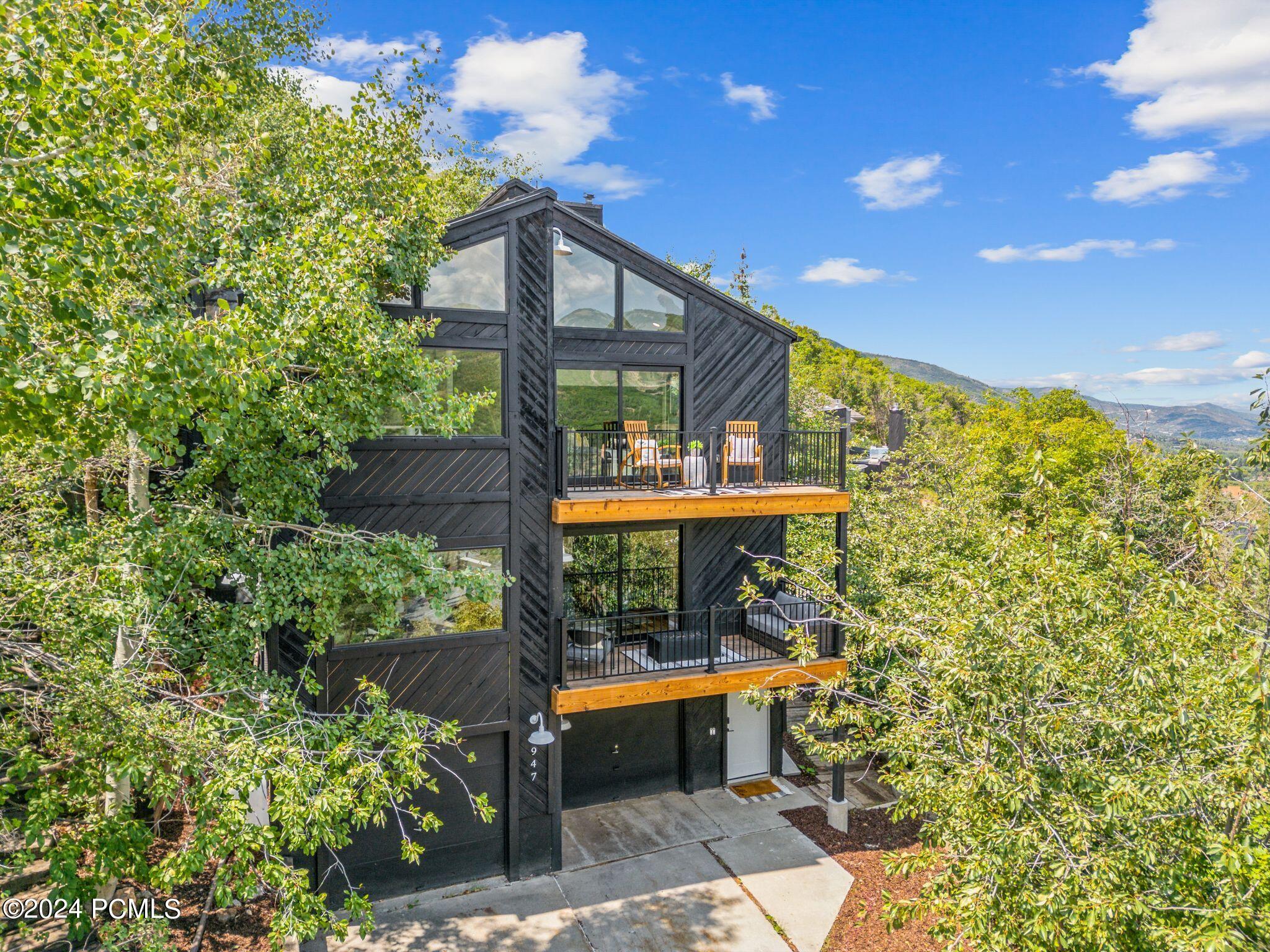 Park City, Utah 84060, United States, 4 Bedrooms Bedrooms, ,4 BathroomsBathrooms,Residential,Active,169174