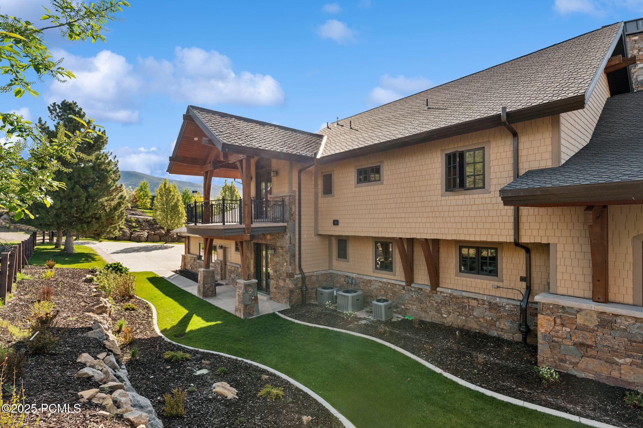 Midway, Utah 84049, United States, 6 Bedrooms Bedrooms, ,9 BathroomsBathrooms,Residential,Active,108209