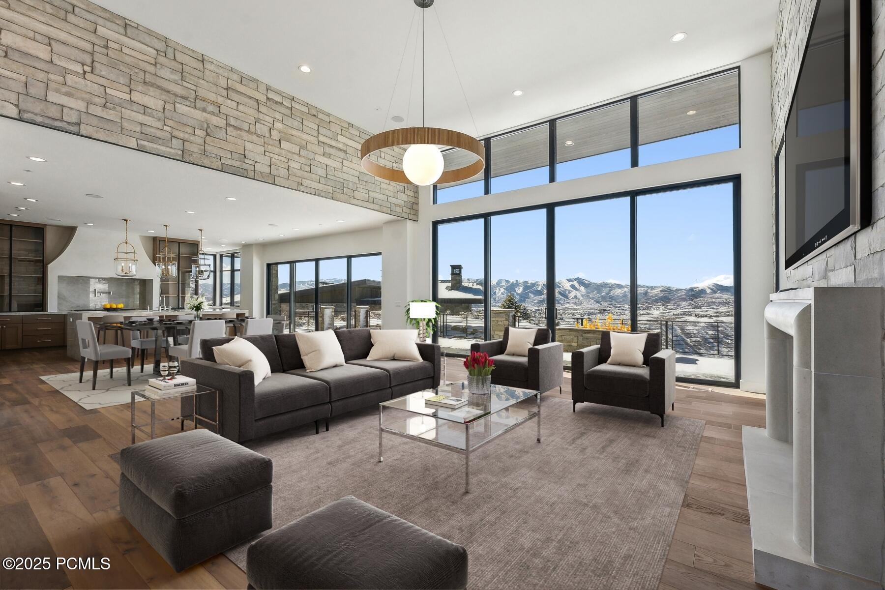 Park City, Utah 84098, United States, 5 Bedrooms Bedrooms, ,7 BathroomsBathrooms,Residential,Active,4156