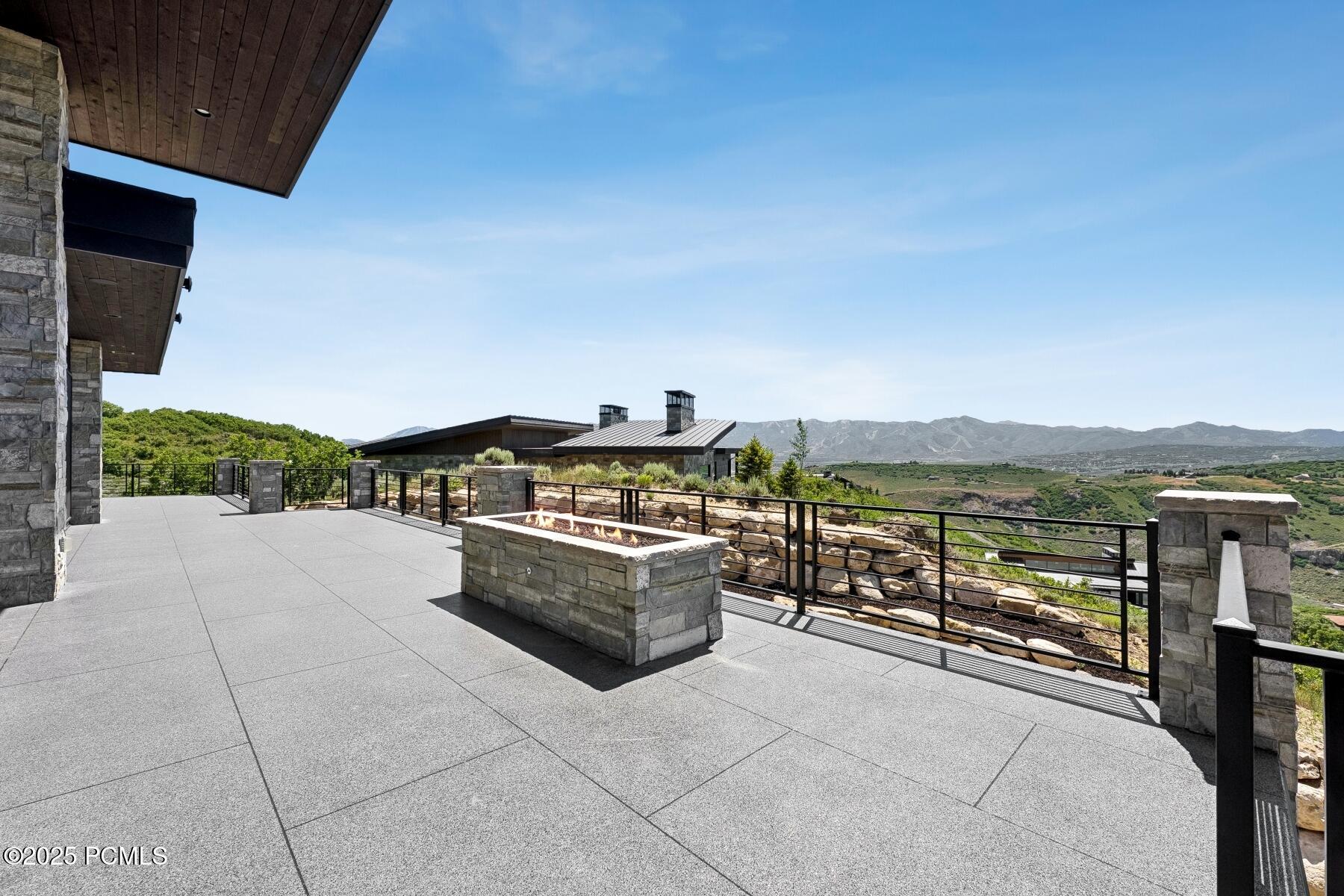 Park City, Utah 84098, United States, 5 Bedrooms Bedrooms, ,7 BathroomsBathrooms,Residential,Active,4156