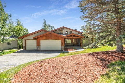 Homes For Rent - 9193 N Flint Way<br/> Park City, UT 84098