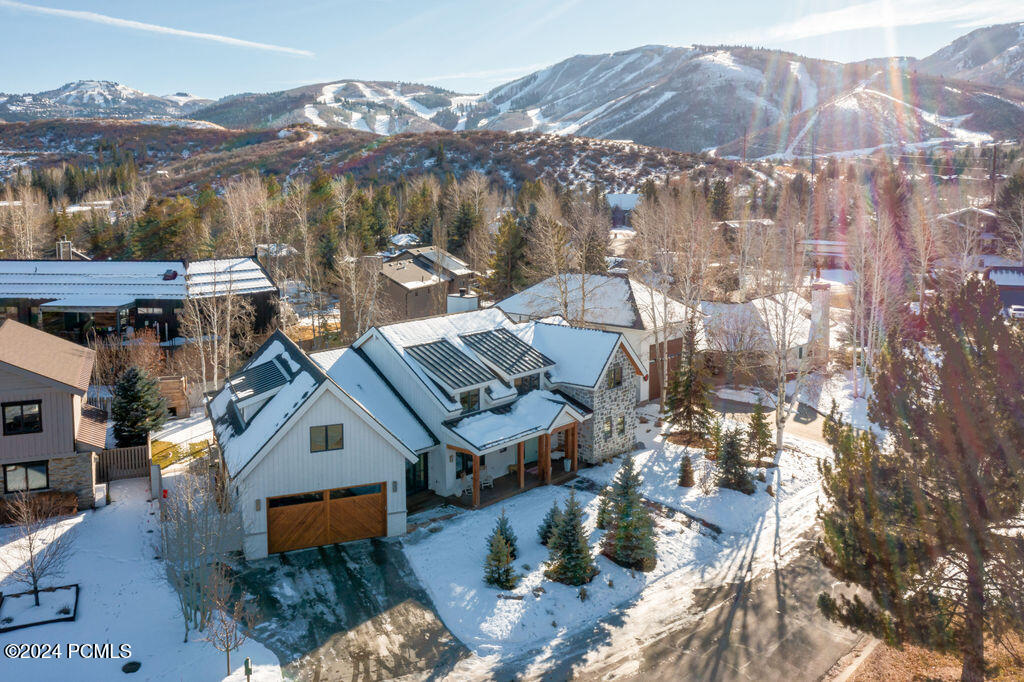 Park City, Utah 84060, United States, 5 Bedrooms Bedrooms, ,5 BathroomsBathrooms,Residential,Active,27383