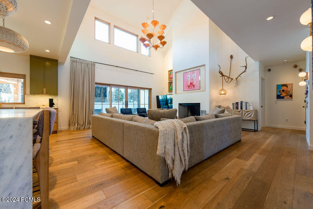 Park City, Utah 84060, United States, 5 Bedrooms Bedrooms, ,5 BathroomsBathrooms,Residential,Active,27383