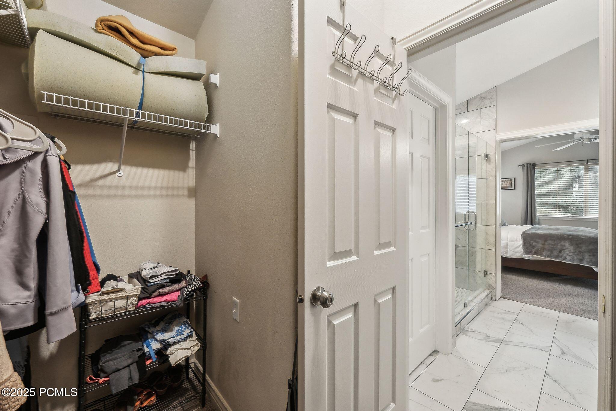 Park City, Utah 84098, United States, 3 Bedrooms Bedrooms, ,2 BathroomsBathrooms,Residential,Active,229420