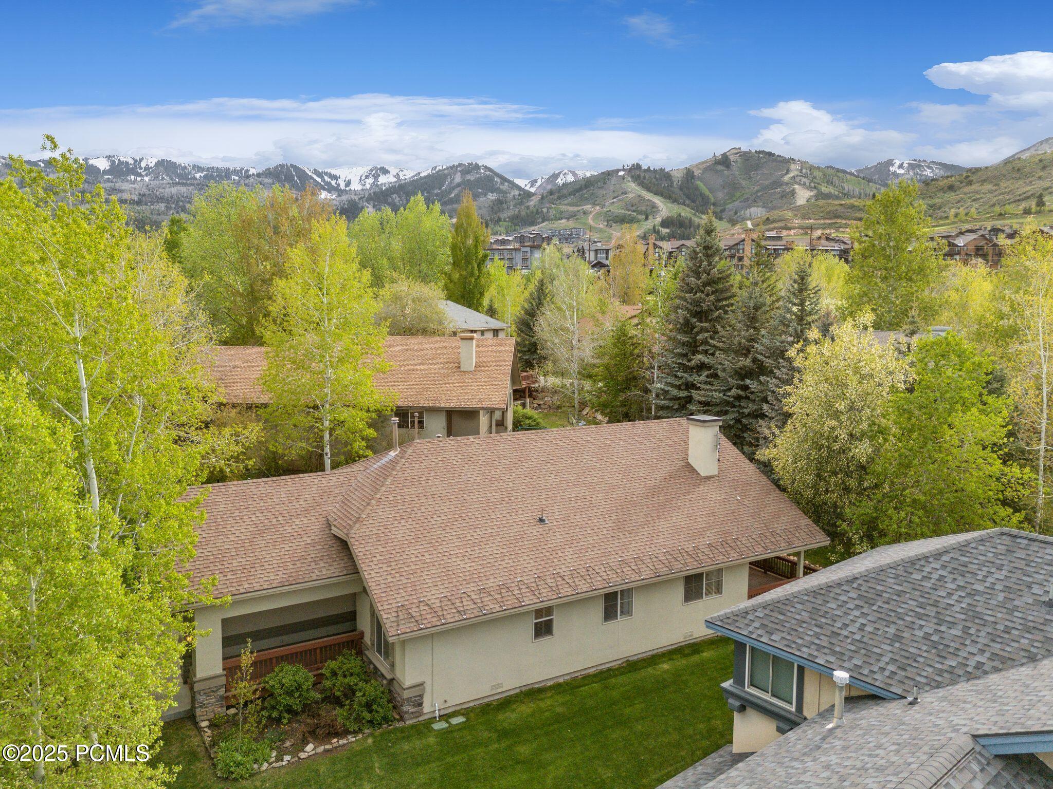 Park City, Utah 84098, United States, 3 Bedrooms Bedrooms, ,2 BathroomsBathrooms,Residential,Active,229420