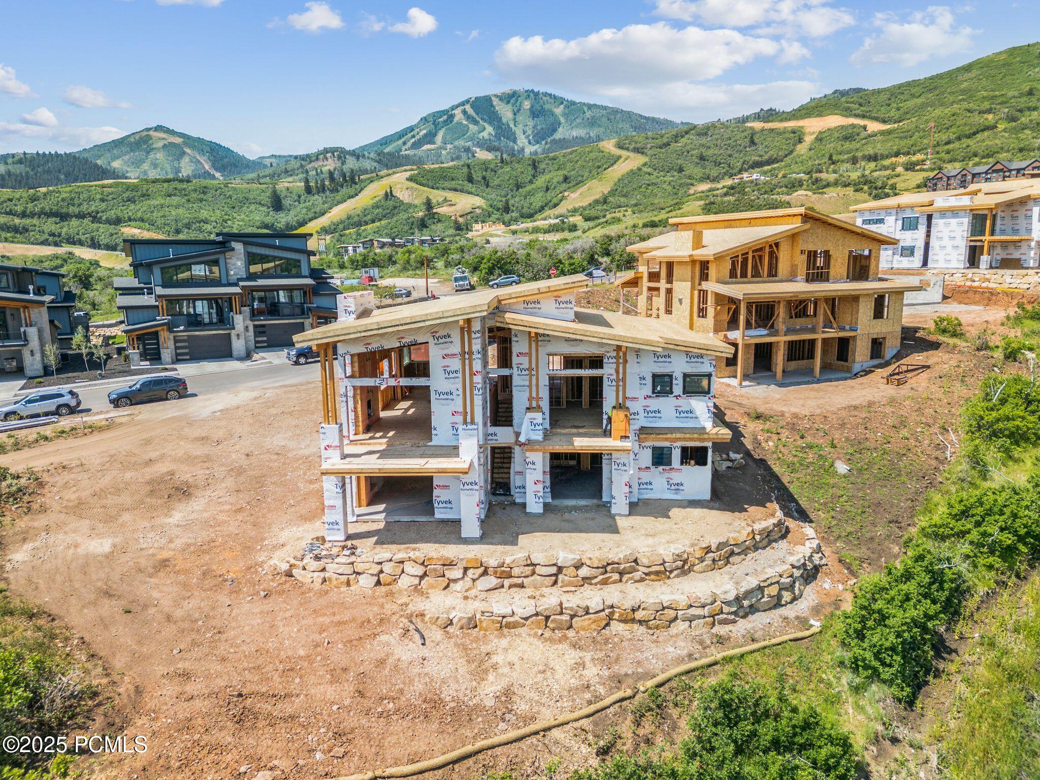 Mayflower Mountain, Utah 84032, United States, 5 Bedrooms Bedrooms, ,6 BathroomsBathrooms,Residential,Active,163128