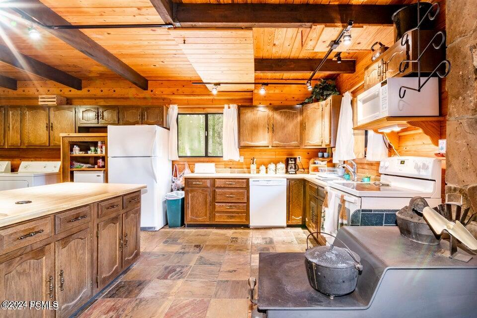 Wanship, Utah 84017, United States, 8 Bedrooms Bedrooms, ,8 BathroomsBathrooms,Residential,Active,50729