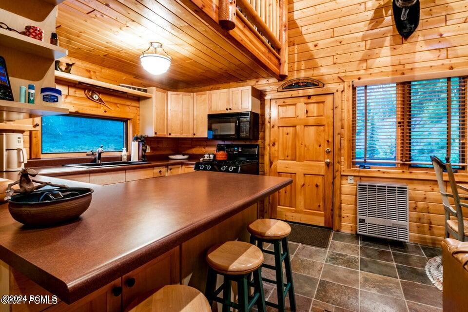 Wanship, Utah 84017, United States, 8 Bedrooms Bedrooms, ,8 BathroomsBathrooms,Residential,Active,50729