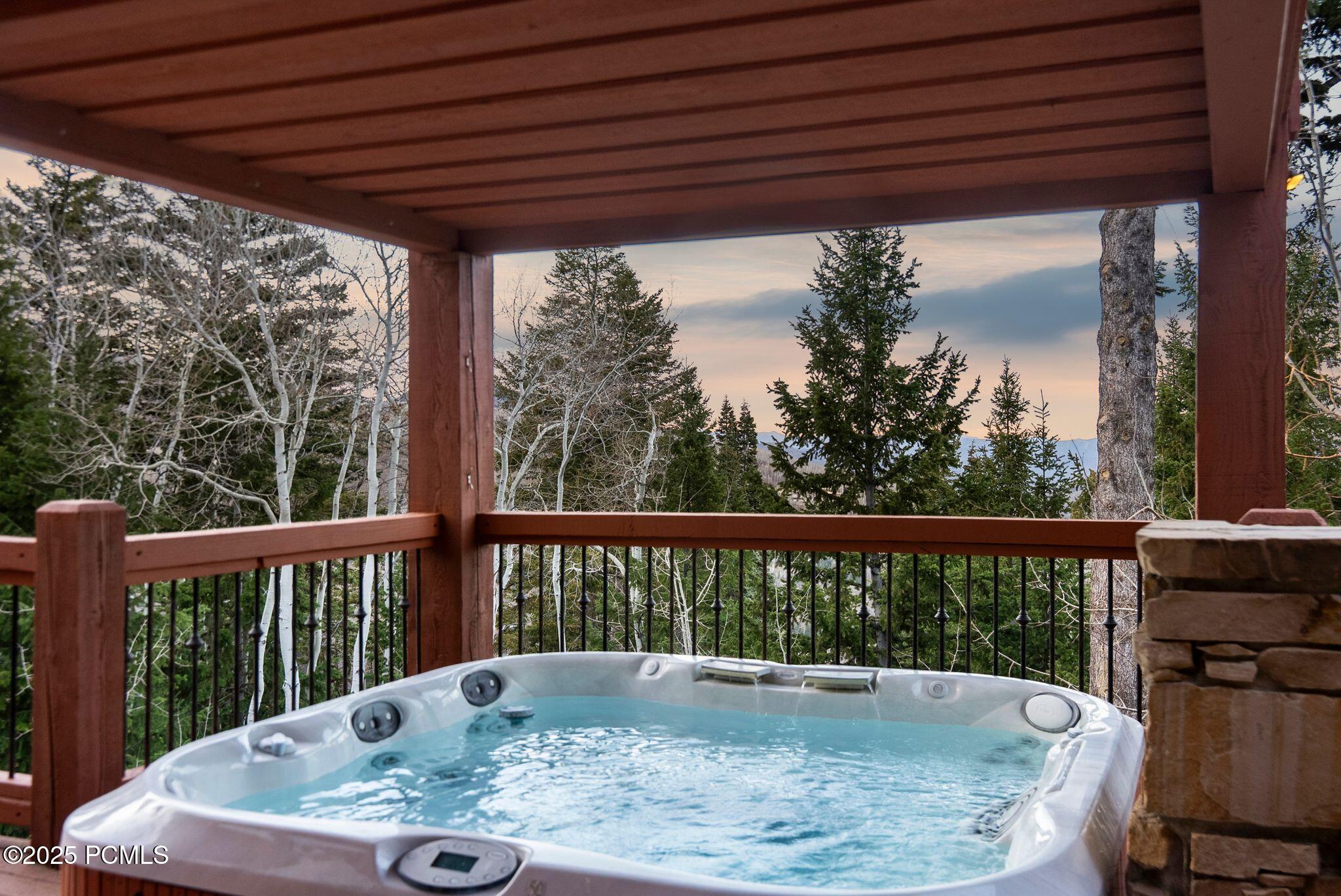 Park City, Utah 84060, United States, 5 Bedrooms Bedrooms, ,6 BathroomsBathrooms,Residential,Active,241605