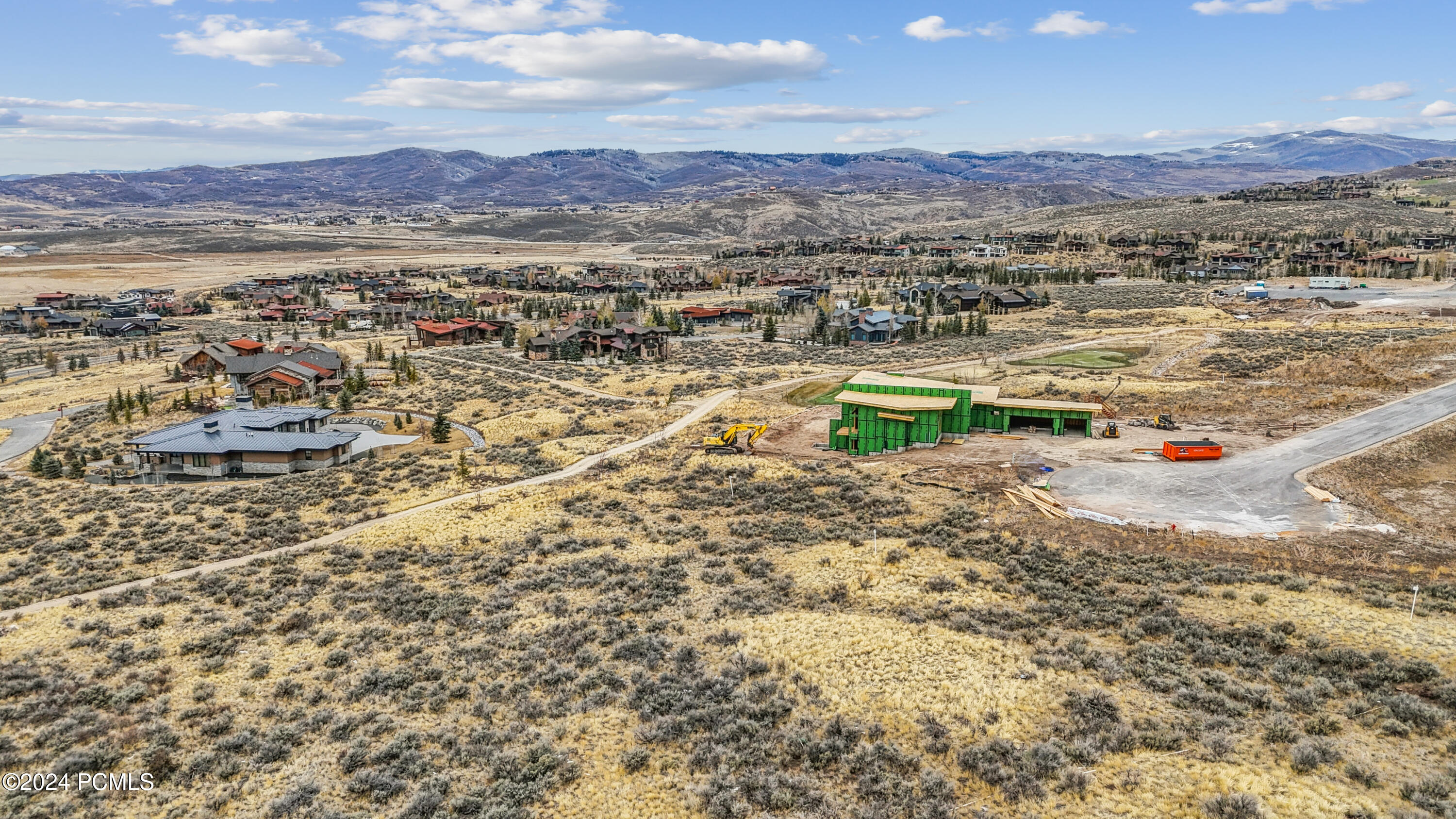 Park City, Utah 84098, United States, 4 Bedrooms Bedrooms, ,6 BathroomsBathrooms,Residential,Pending,27608