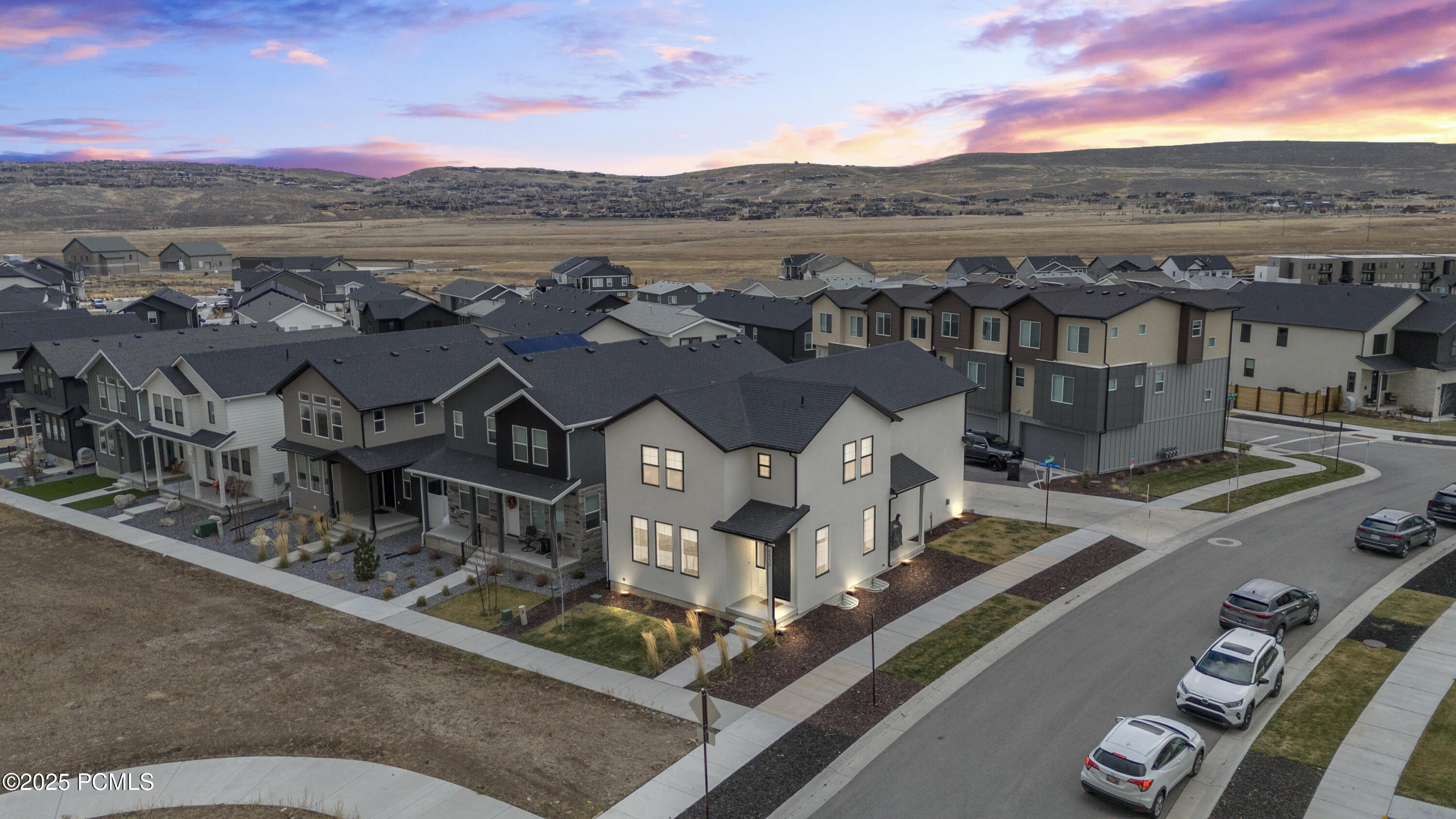6850 Mountain Maple Drive, Park City, Utah image 2