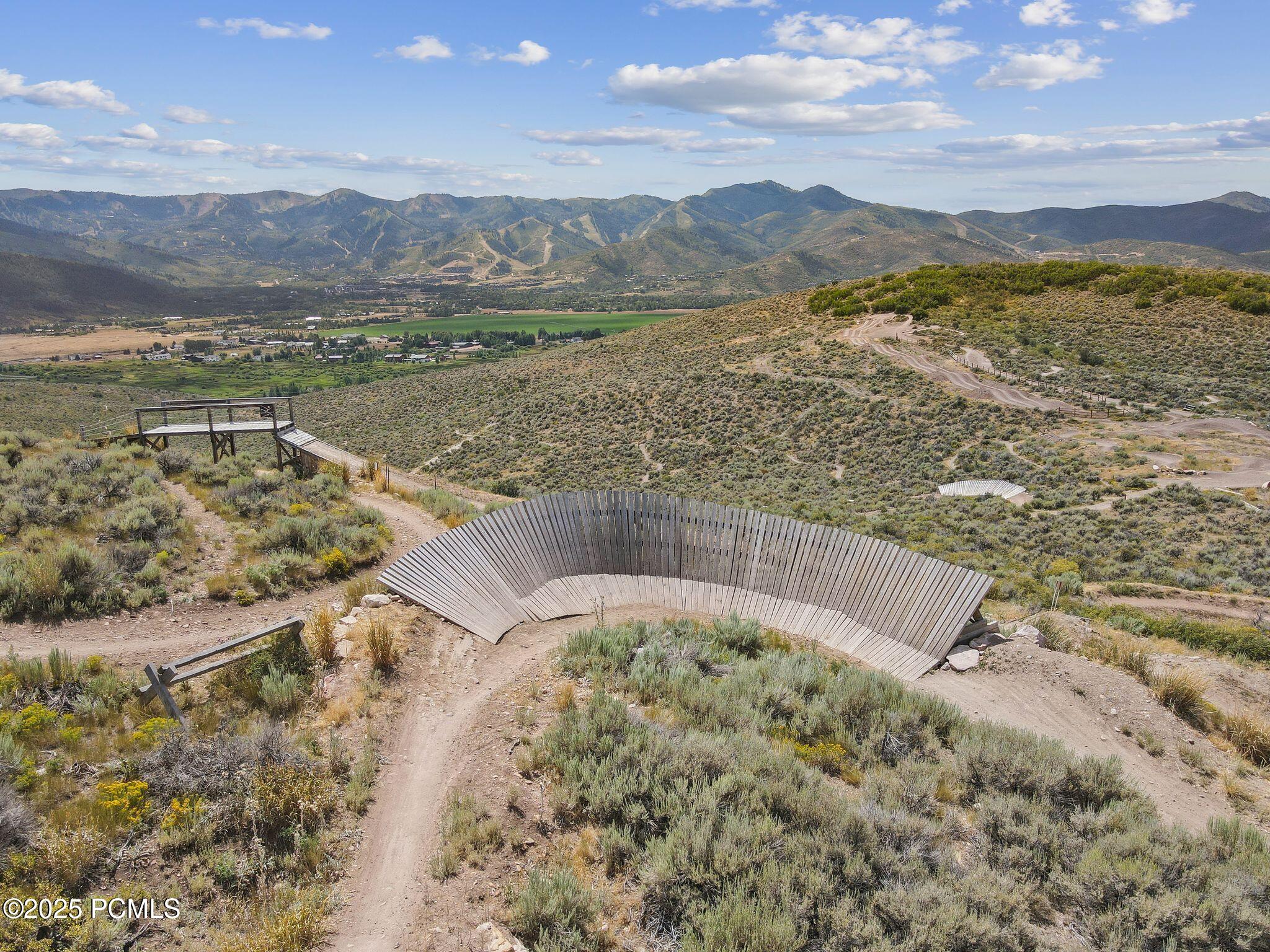 Park City, Utah 84098, United States, 7 Bedrooms Bedrooms, ,10 BathroomsBathrooms,Residential,Active,17211